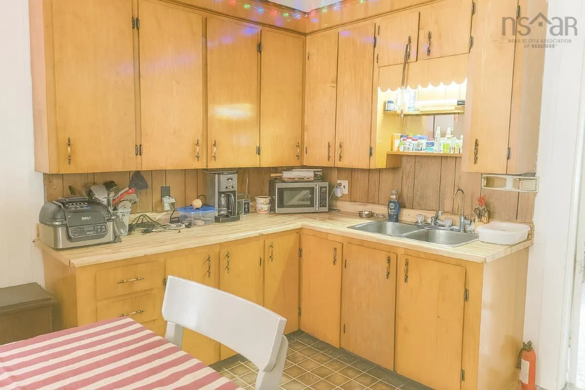 9773 Highway 8, Caledonia, NS B0T 1H0, 3 Bedrooms Bedrooms, ,1 BathroomBathrooms,Residential,For Sale,Highway 8,202524952