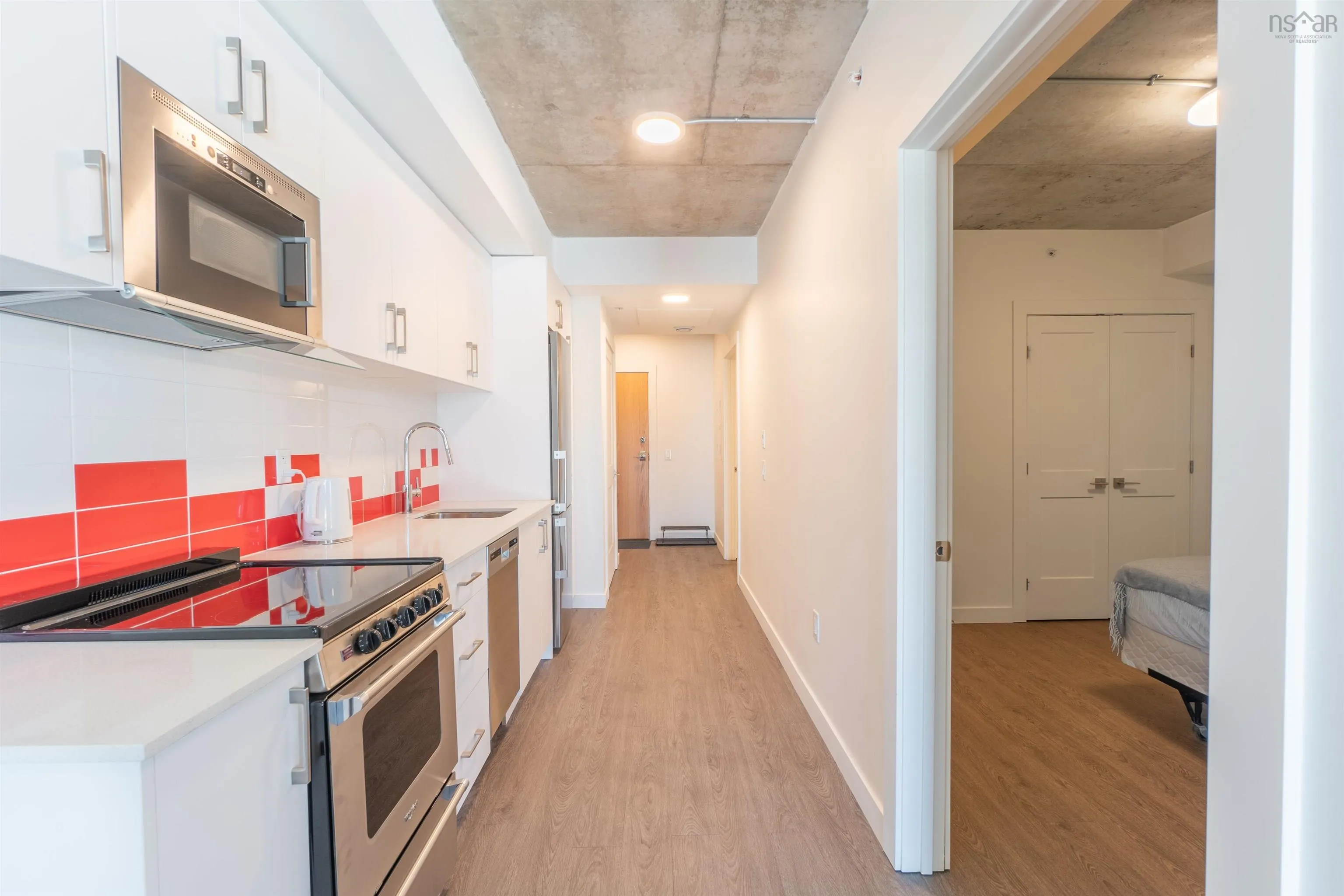 404-5684 West Street, Halifax, NS B3K 1H7, 1 Bedroom Bedrooms, ,1 BathroomBathrooms,Residential,For Sale,West,202524324