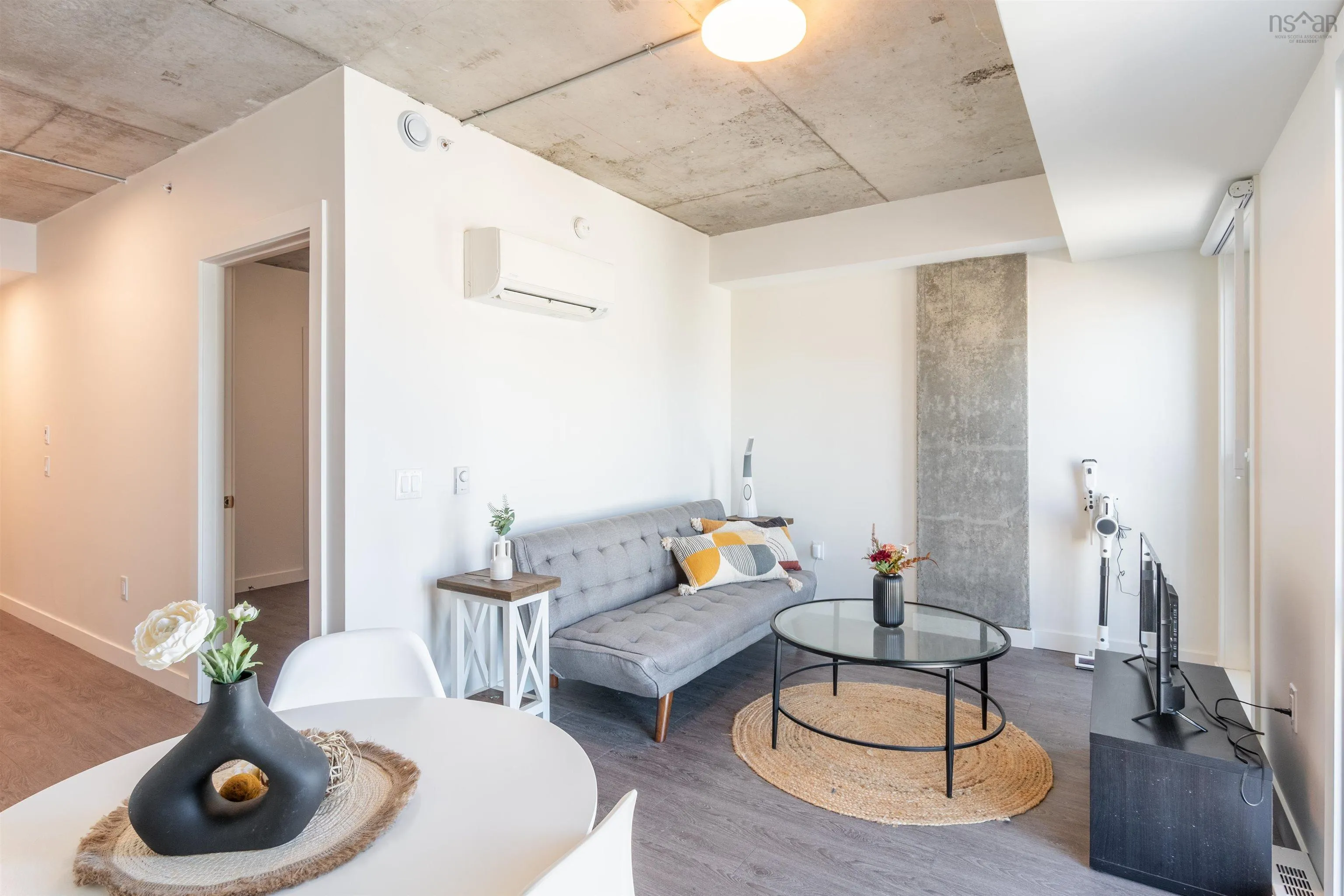 404-5684 West Street, Halifax, NS B3K 1H7, 1 Bedroom Bedrooms, ,1 BathroomBathrooms,Residential,For Sale,West,202524324