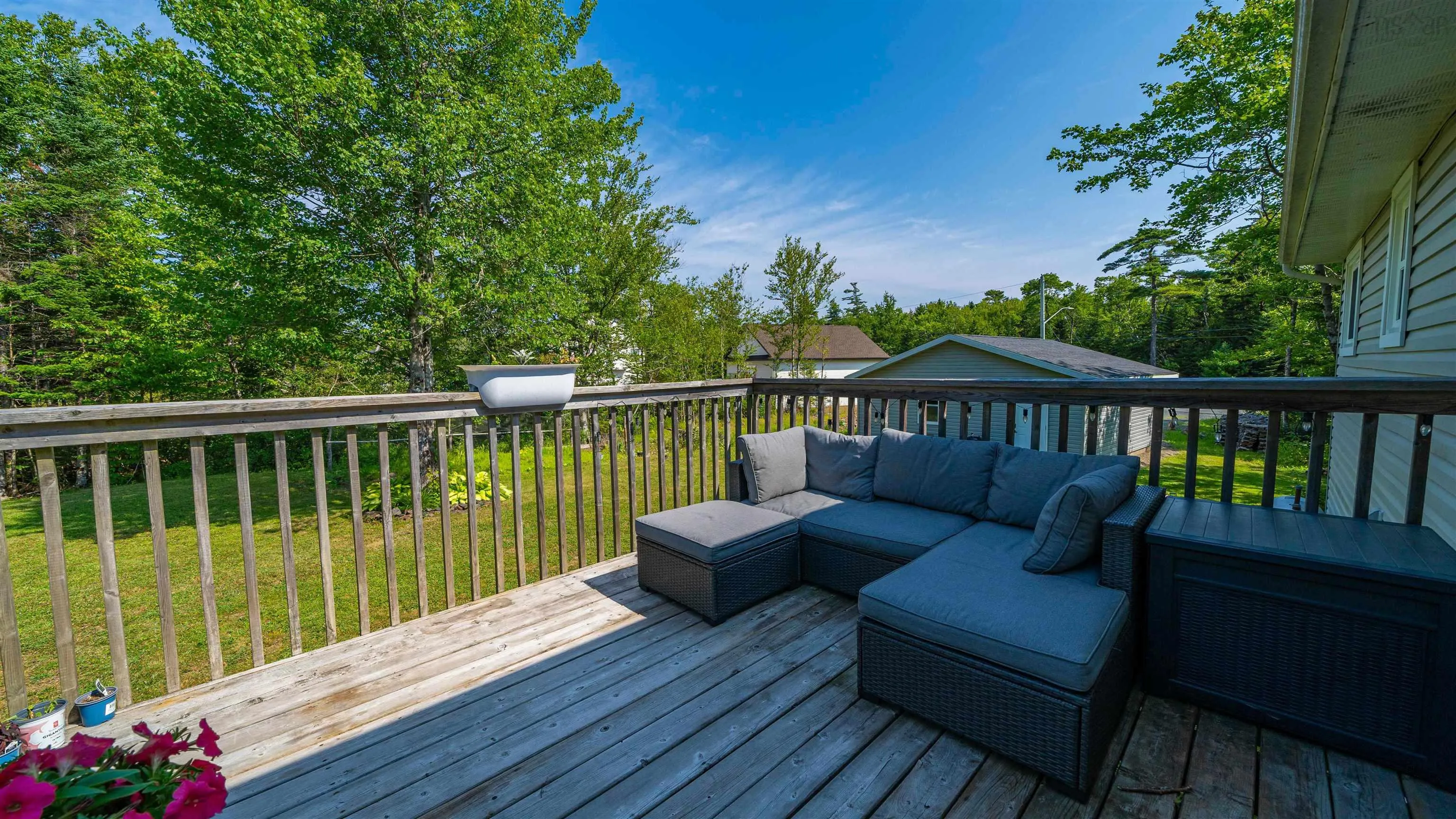 6 Norman Boulevard, Hammonds Plains, NS B4B 1N5, 4 Bedrooms Bedrooms, ,2 BathroomsBathrooms,Residential,For Sale,Norman,202519156