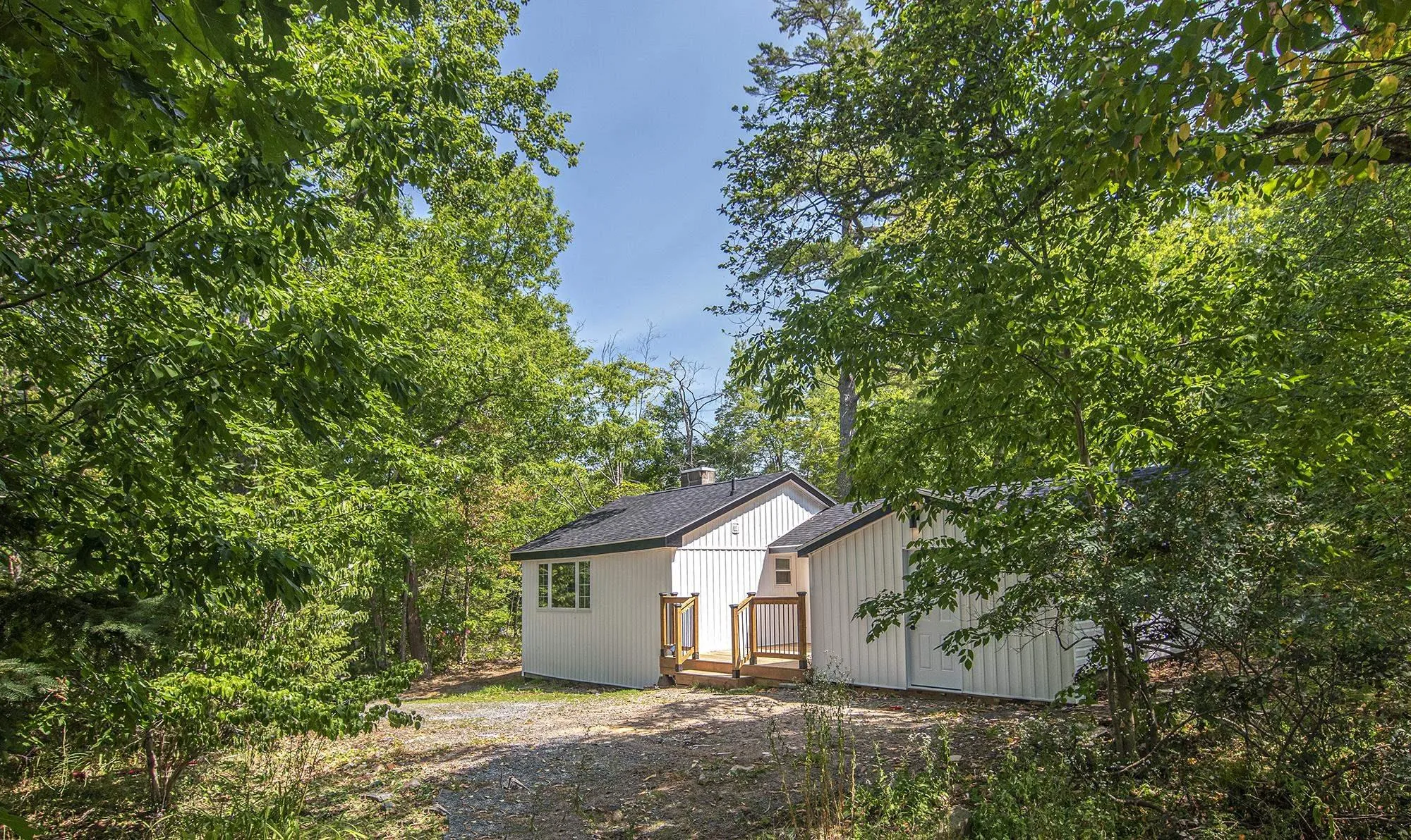 4006 Highway 2, Fletchers Lake, NS B2T 1A3, 2 Bedrooms Bedrooms, ,2 BathroomsBathrooms,Residential,For Sale,Highway 2,202518353