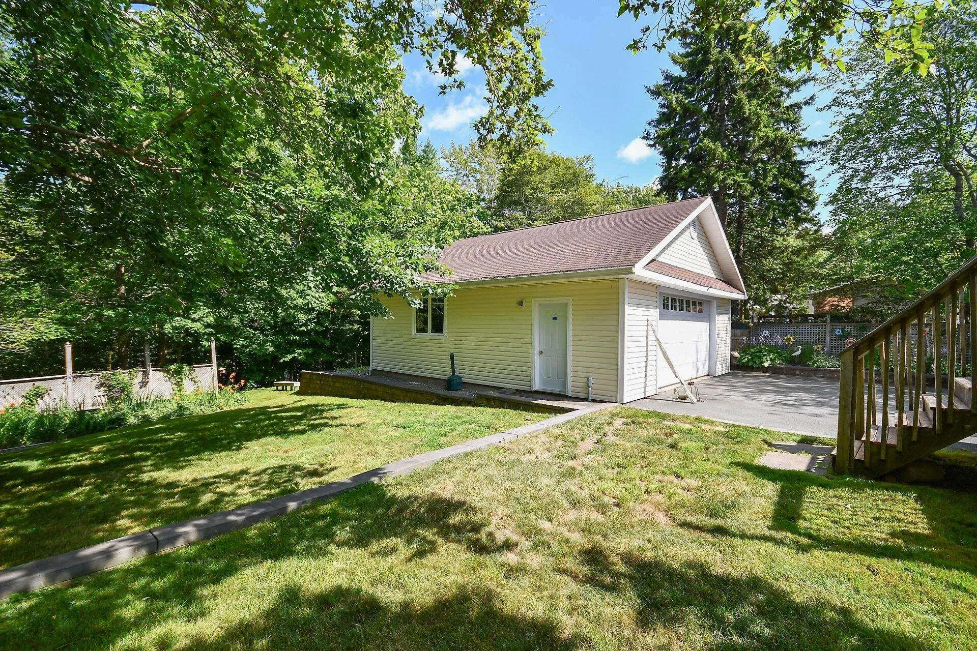 125 Danny Drive, Beaver Bank, NS B4G 1B3, 5 Bedrooms Bedrooms, ,2 BathroomsBathrooms,Residential,For Sale,Danny,202518502