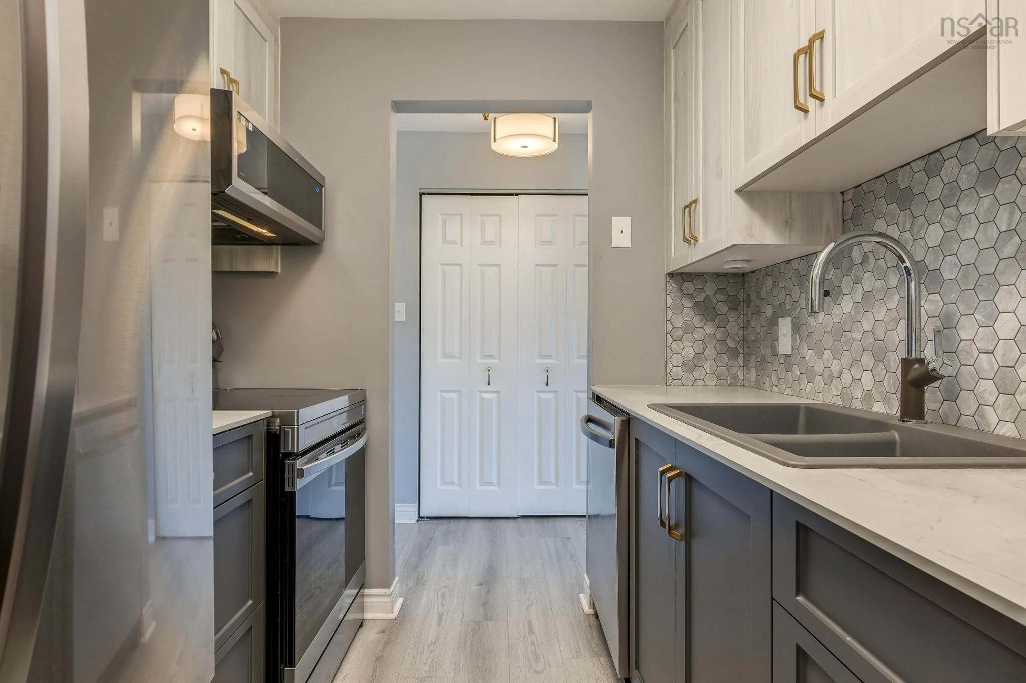8-70 Collins Grove, Dartmouth, NS B2W 4E6, 2 Bedrooms Bedrooms, ,1 BathroomBathrooms,Residential,For Sale,Collins Grove,202521150