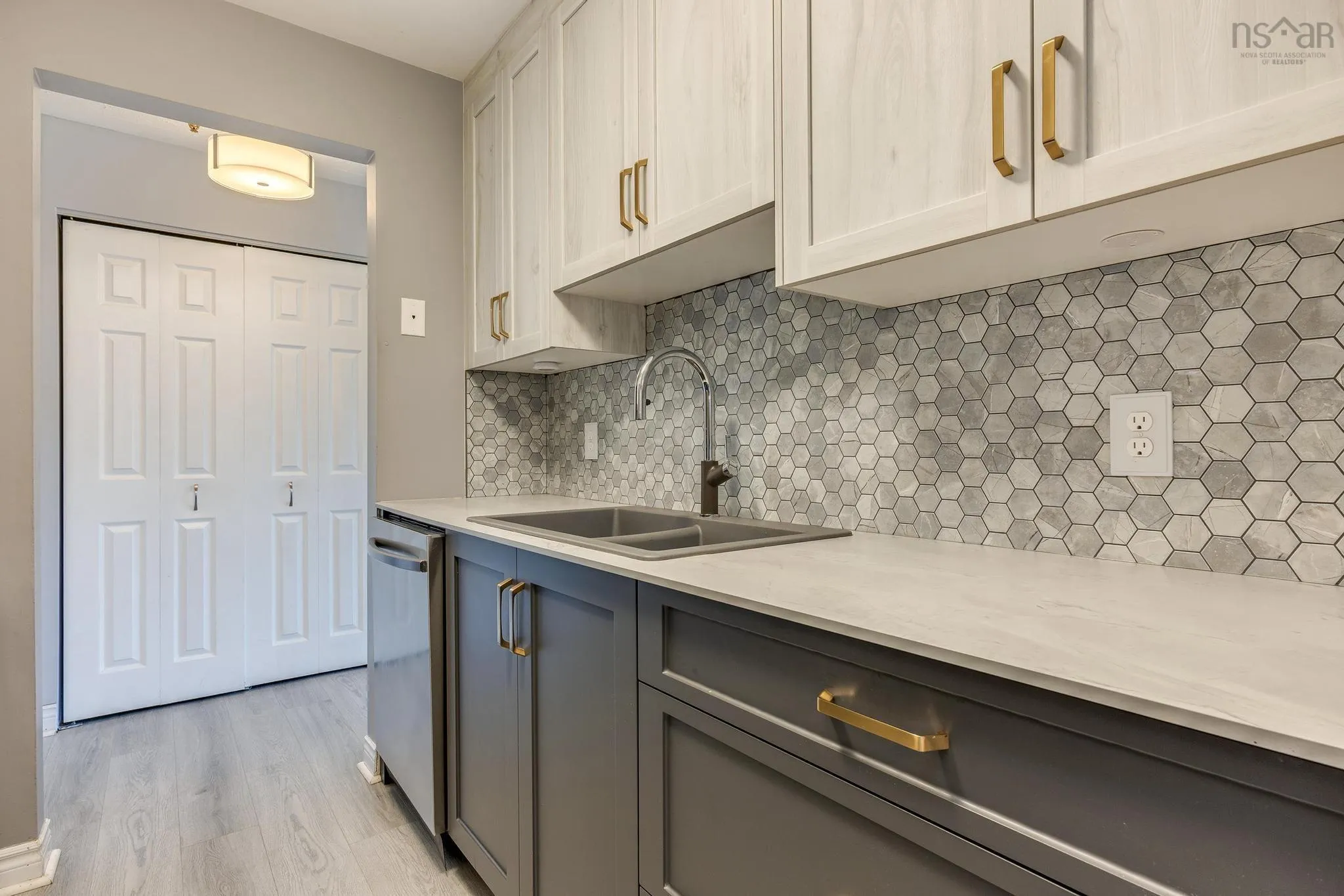 8-70 Collins Grove, Dartmouth, NS B2W 4E6, 2 Bedrooms Bedrooms, ,1 BathroomBathrooms,Residential,For Sale,Collins Grove,202521150