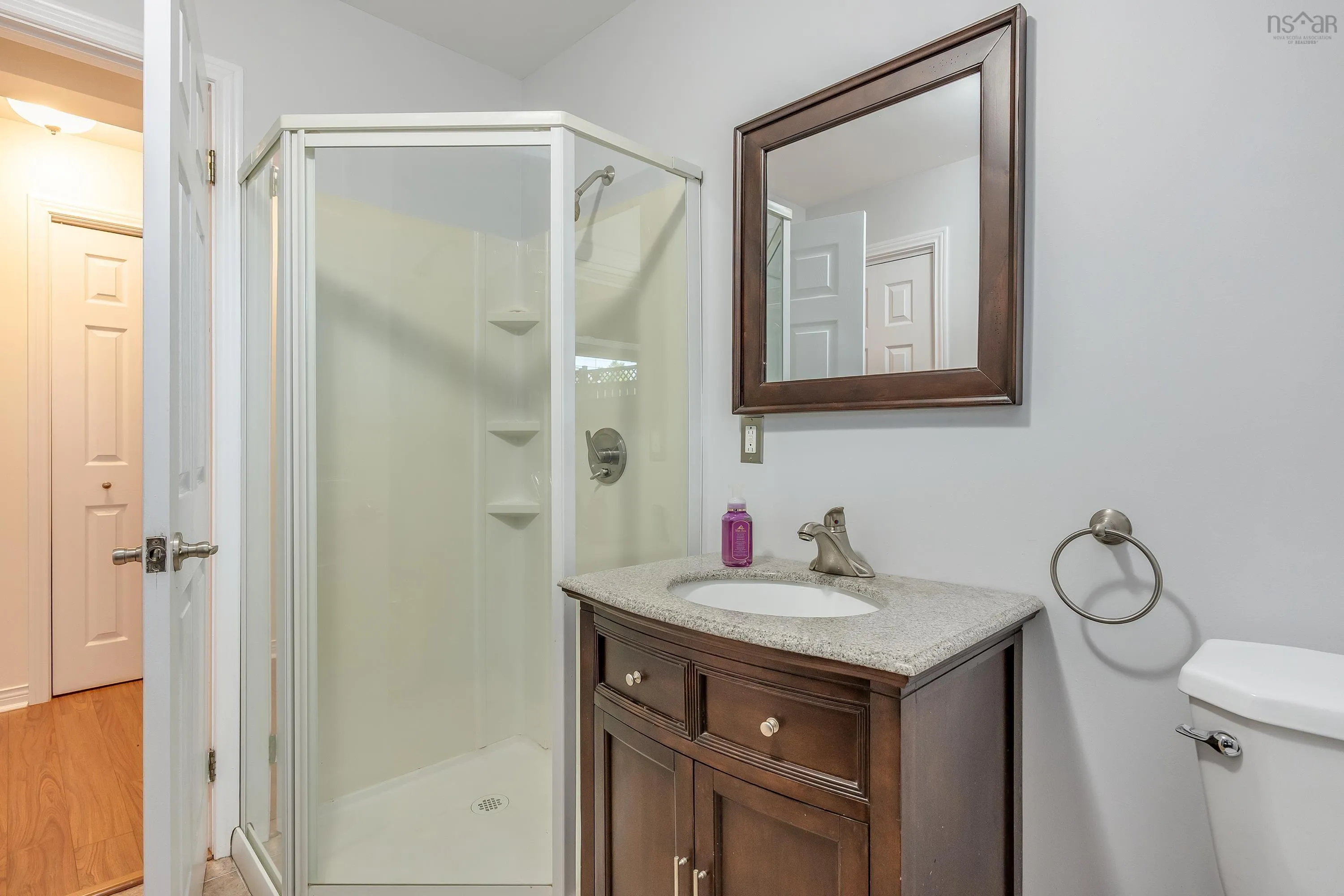 115 Sunset Drive, Kingston, NS B0P 1R0, 3 Bedrooms Bedrooms, ,2 BathroomsBathrooms,Residential,For Sale,Sunset,202517762