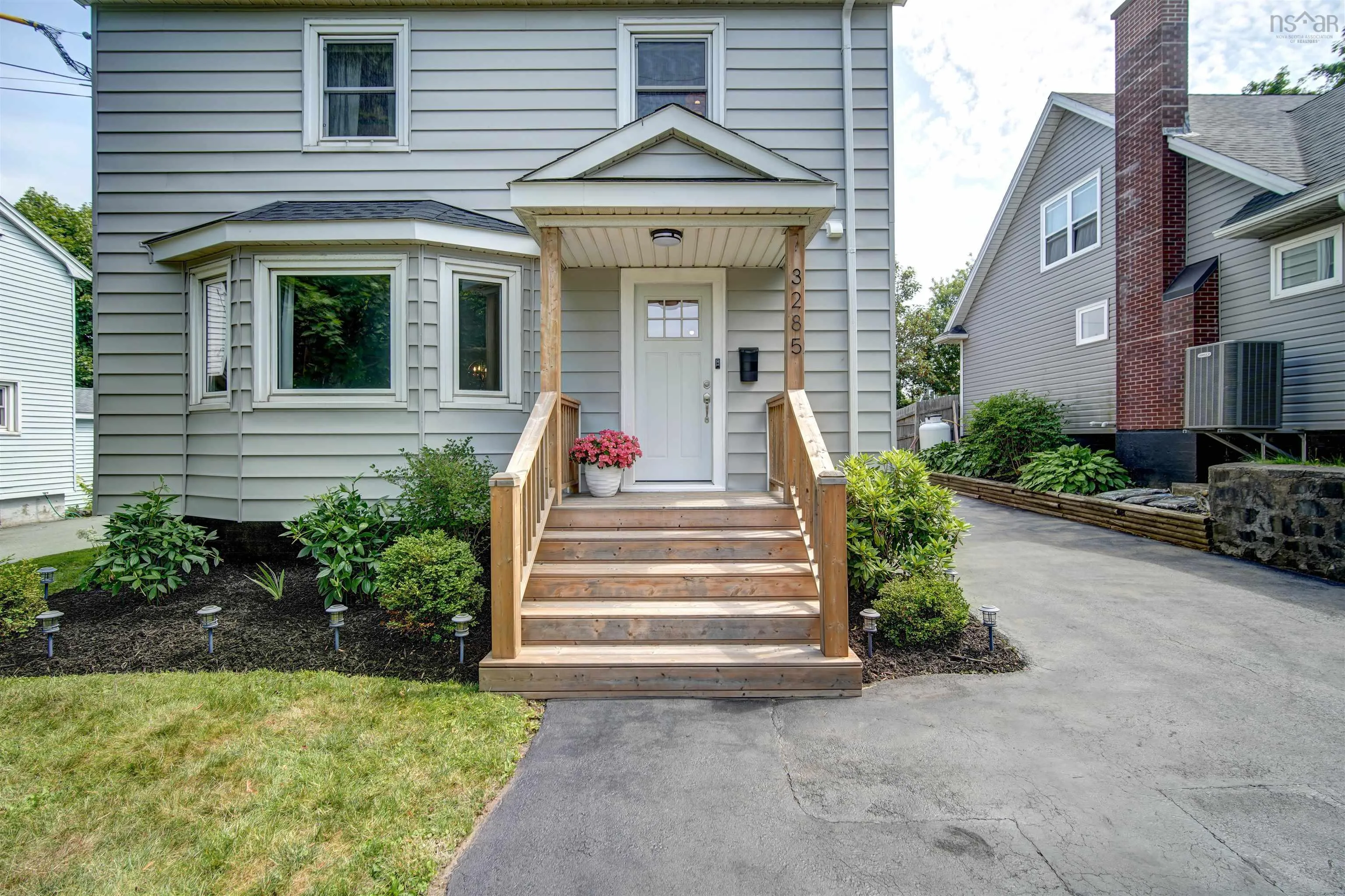 3285 Samuel Walker Drive, Halifax, NS B3L 4A8, 3 Bedrooms Bedrooms, ,2 BathroomsBathrooms,Residential,For Sale,Samuel Walker,202519239