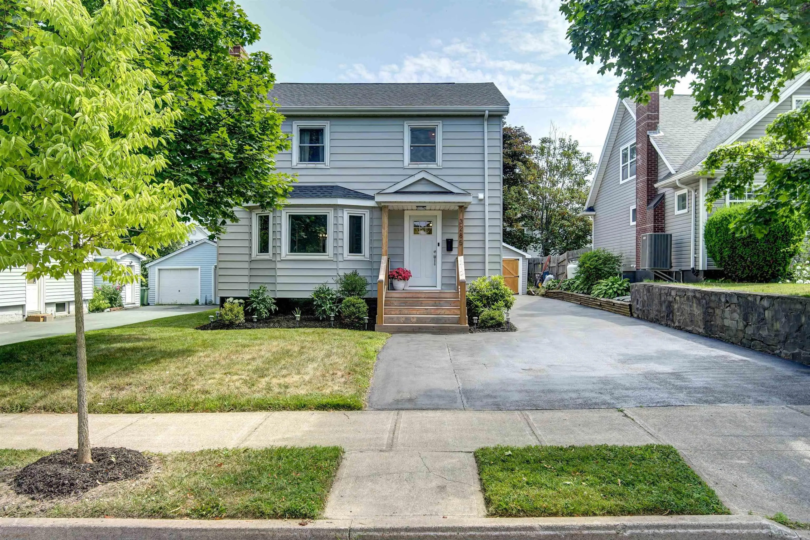 3285 Samuel Walker Drive, Halifax, NS B3L 4A8, 3 Bedrooms Bedrooms, ,2 BathroomsBathrooms,Residential,For Sale,Samuel Walker,202519239