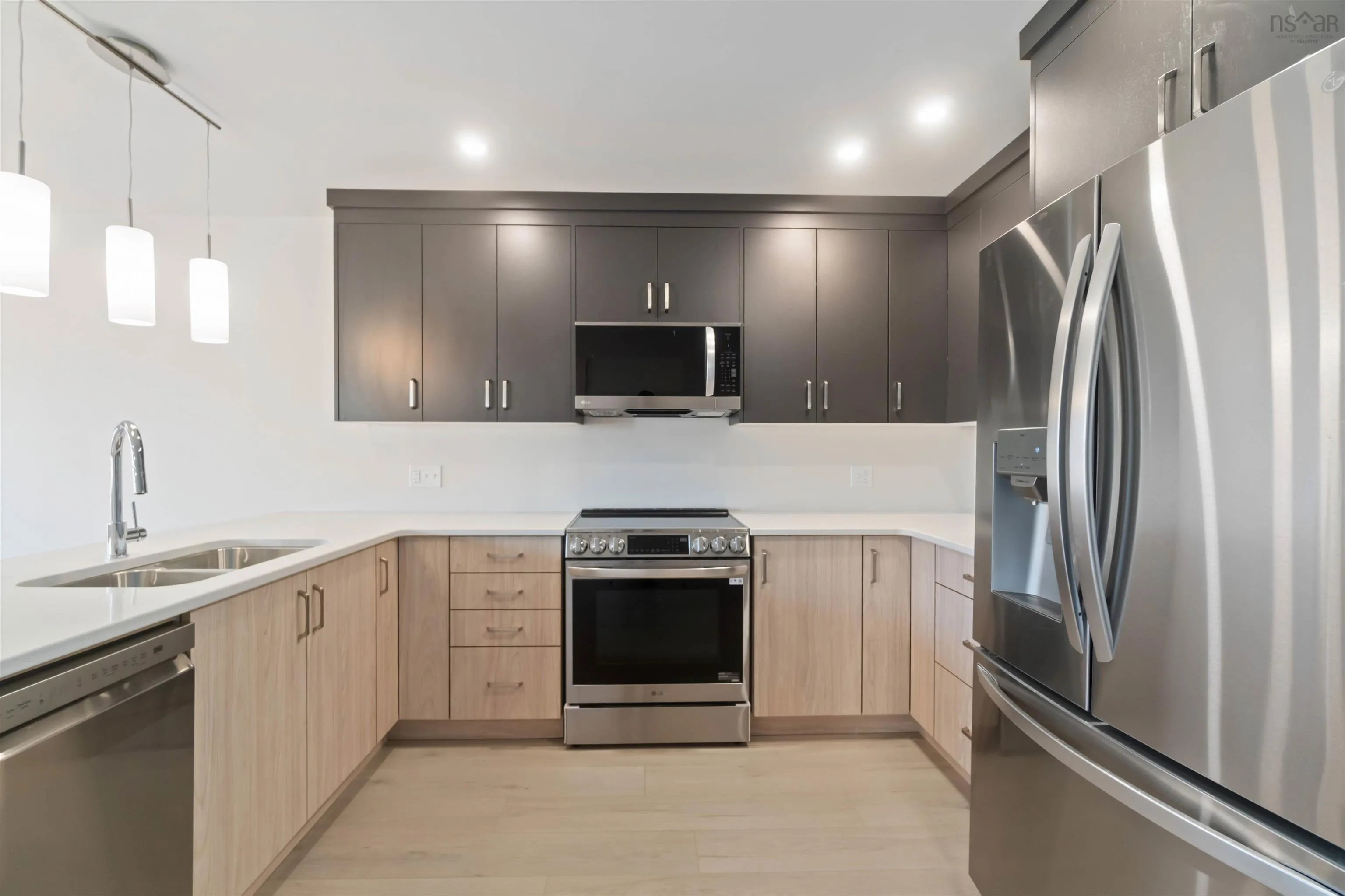 19 Brick Lane, Halifax Ns B3p 0g4, 3 Bedrooms Bedrooms, ,4 BathroomsBathrooms,Residential,For Sale,Brick,202501944