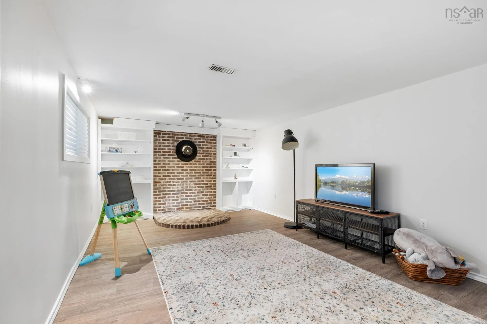 91 Symonds Street, Dartmouth, NS B3A 3M1, 3 Bedrooms Bedrooms, ,2 BathroomsBathrooms,Residential,For Sale,Symonds,202524285