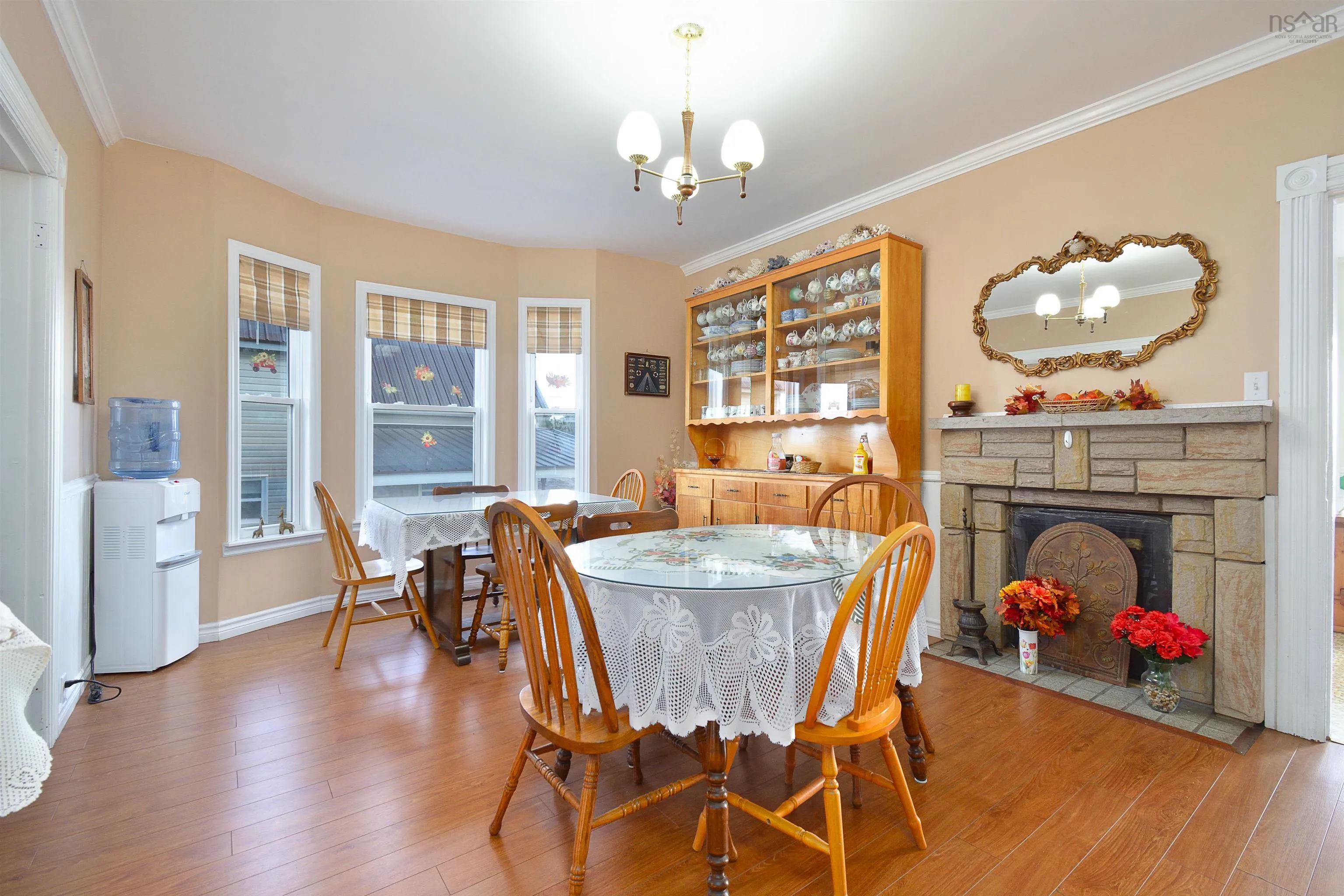 121 & 123 Pierce Street, North Sydney, NS B2A 1P4, 2 Bedrooms Bedrooms, ,Residential Income,For Sale,Pierce,202521458