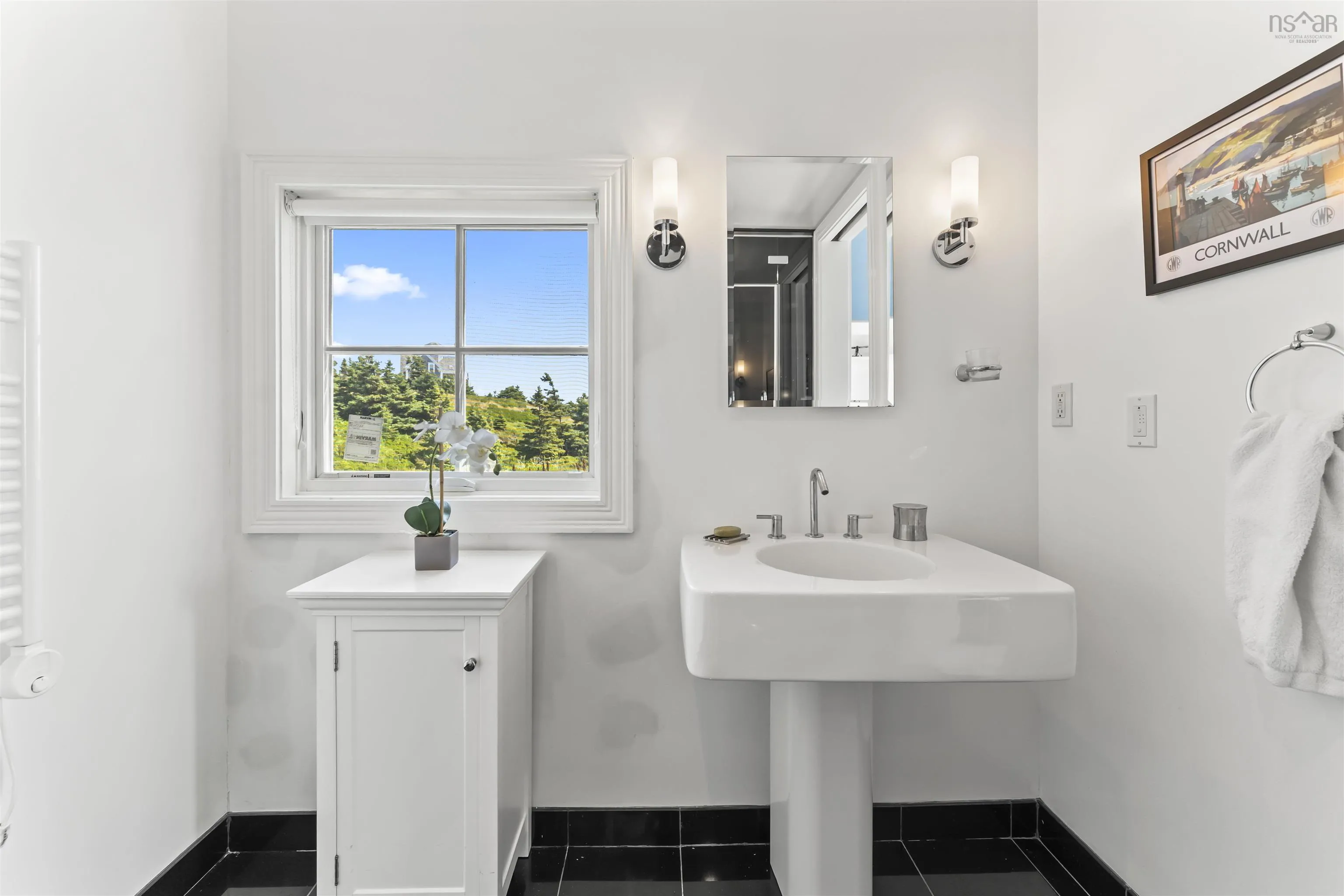 604 Middle Road Road, Kingsburg, NS B0J 2X0, 3 Bedrooms Bedrooms, ,4 BathroomsBathrooms,Residential,For Sale,Middle Road,202523709