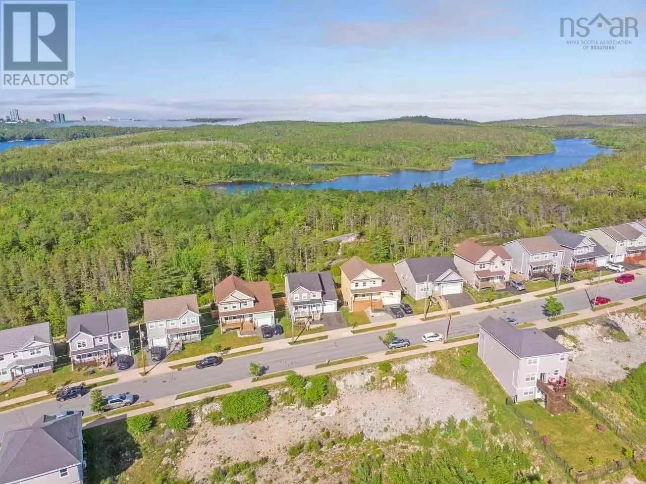 40 Alabaster Way, Halifax, NS B3P 0E6, 4 Bedrooms Bedrooms, ,4 BathroomsBathrooms,Residential,For Sale,Alabaster,202516124