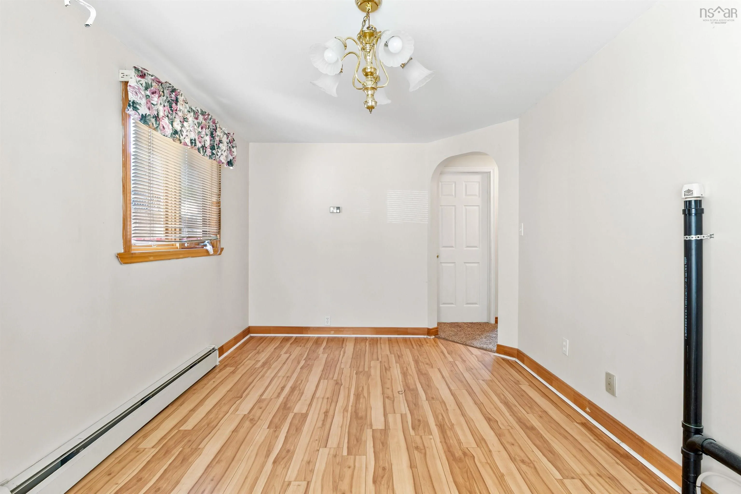 82 Rufus Avenue, Halifax, NS B3N 2L9, 4 Bedrooms Bedrooms, ,2 BathroomsBathrooms,Residential,For Sale,Rufus,202518983