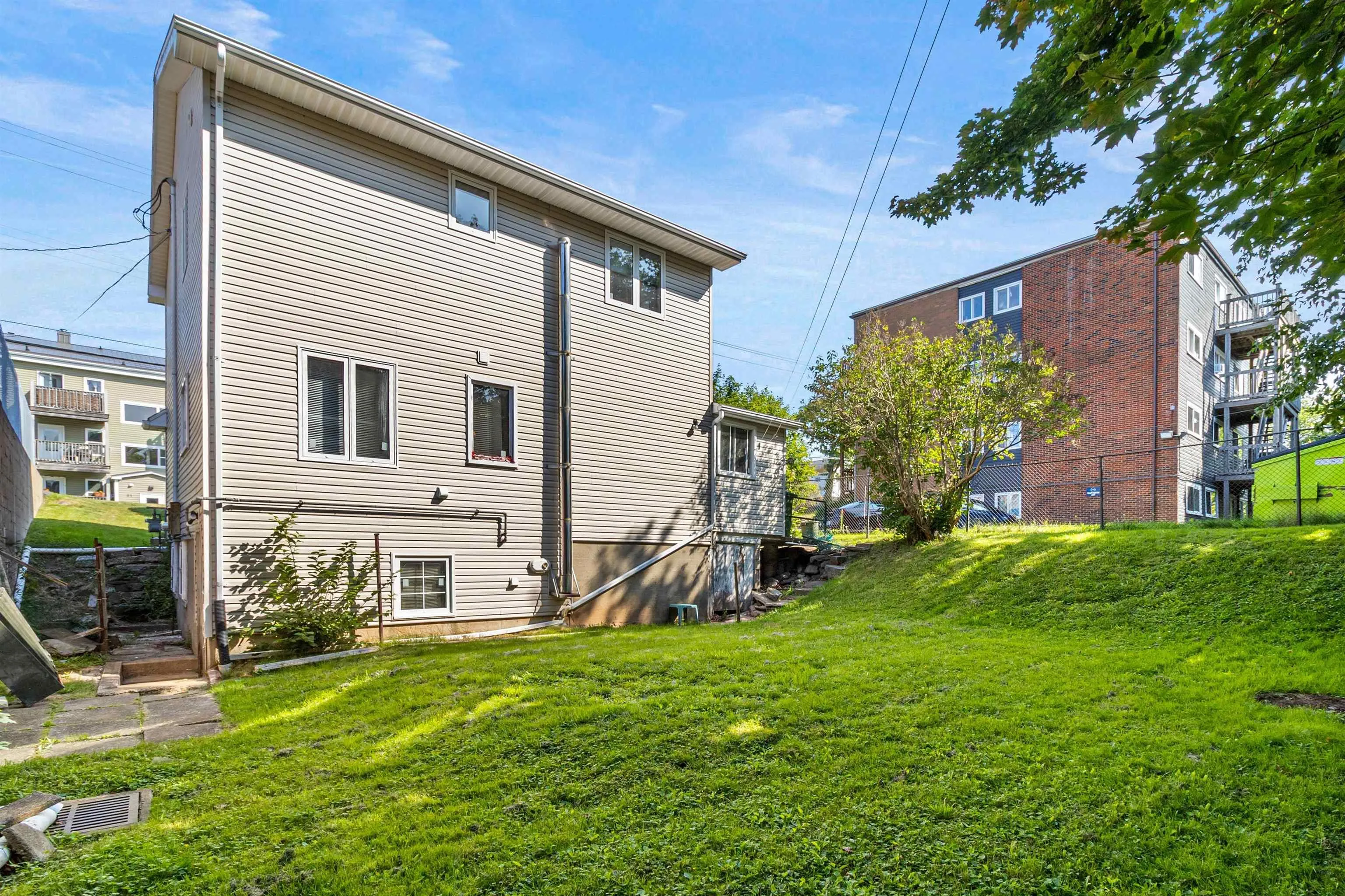 82 Rufus Avenue, Halifax, NS B3N 2L9, 4 Bedrooms Bedrooms, ,2 BathroomsBathrooms,Residential,For Sale,Rufus,202518983