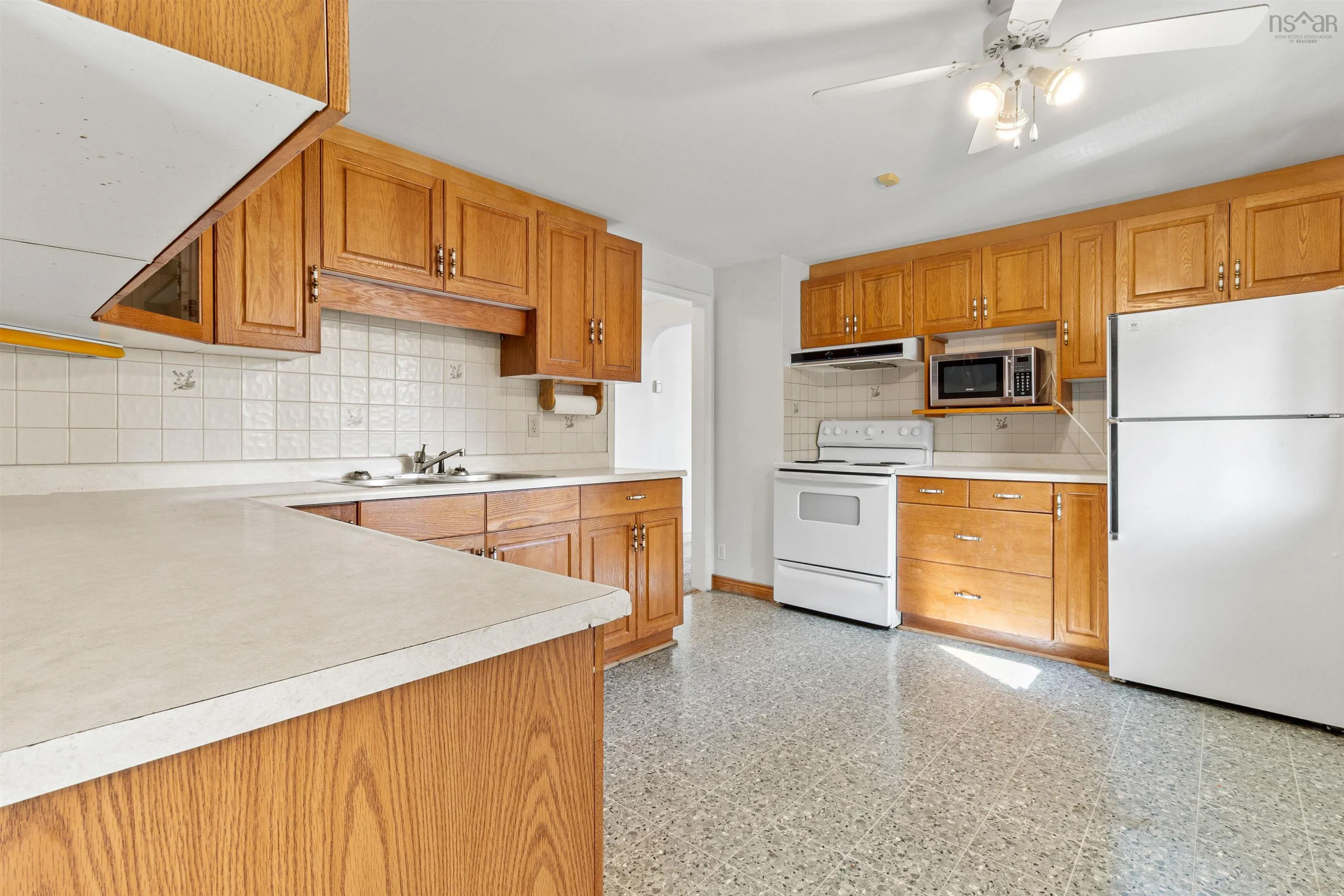 82 Rufus Avenue, Halifax, NS B3N 2L9, 4 Bedrooms Bedrooms, ,2 BathroomsBathrooms,Residential,For Sale,Rufus,202518983
