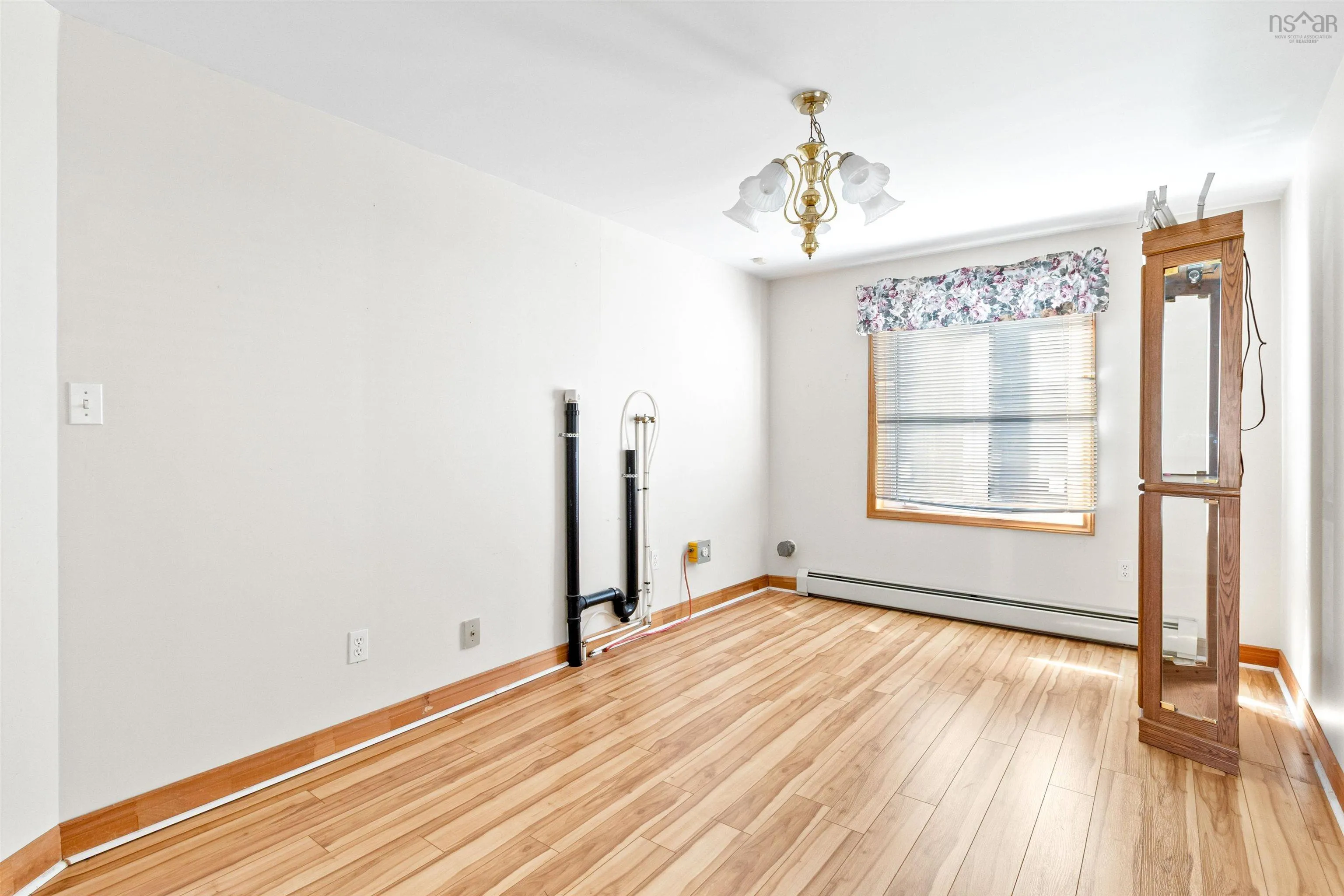 82 Rufus Avenue, Halifax, NS B3N 2L9, 4 Bedrooms Bedrooms, ,2 BathroomsBathrooms,Residential,For Sale,Rufus,202518983