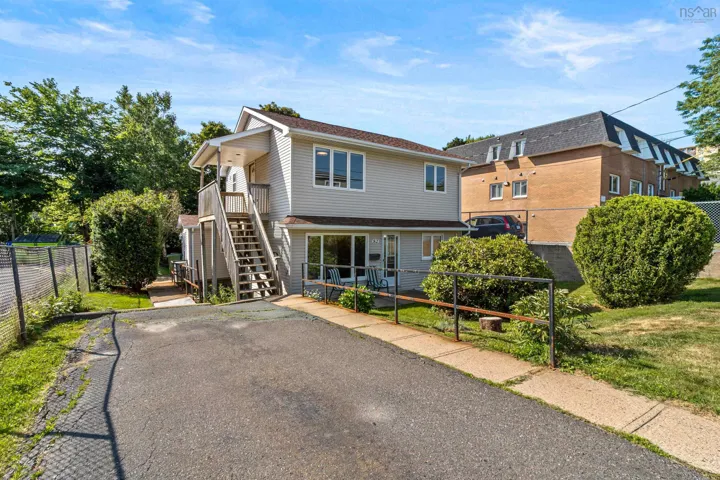 82 Rufus Avenue, Halifax, NS B3N 2L9, 4 Bedrooms Bedrooms, ,2 BathroomsBathrooms,Residential,For Sale,Rufus,202518983