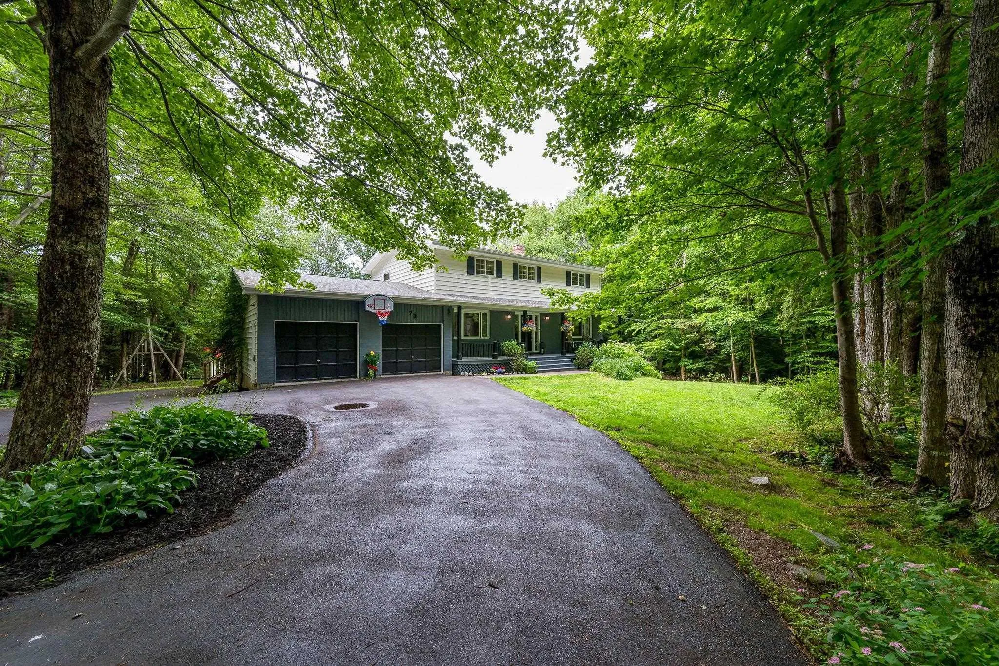 70 Carlheath Drive, Wellington, NS B2T 1J4, 5 Bedrooms Bedrooms, ,3 BathroomsBathrooms,Residential,For Sale,Carlheath,202517493