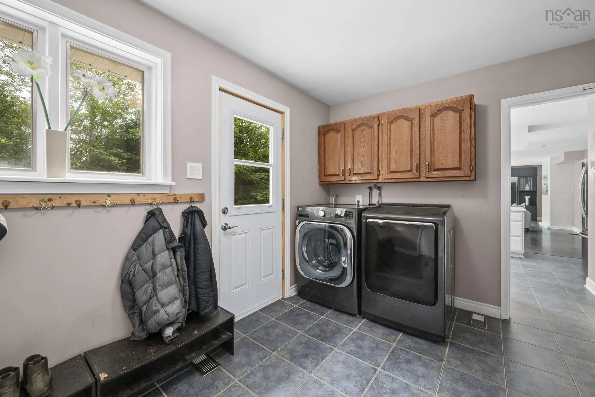 70 Carlheath Drive, Wellington, NS B2T 1J4, 5 Bedrooms Bedrooms, ,3 BathroomsBathrooms,Residential,For Sale,Carlheath,202517493