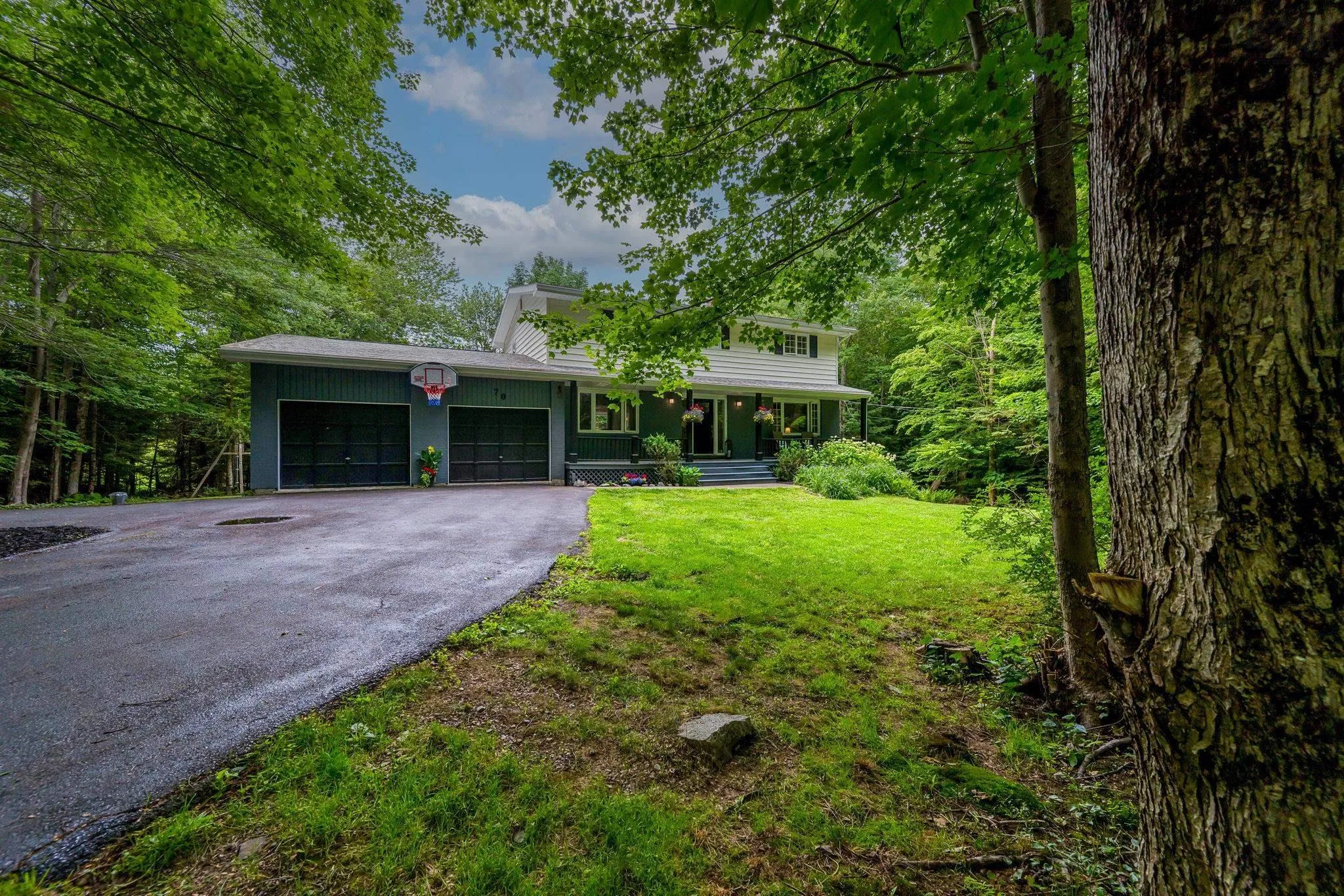 70 Carlheath Drive, Wellington, NS B2T 1J4, 5 Bedrooms Bedrooms, ,3 BathroomsBathrooms,Residential,For Sale,Carlheath,202517493