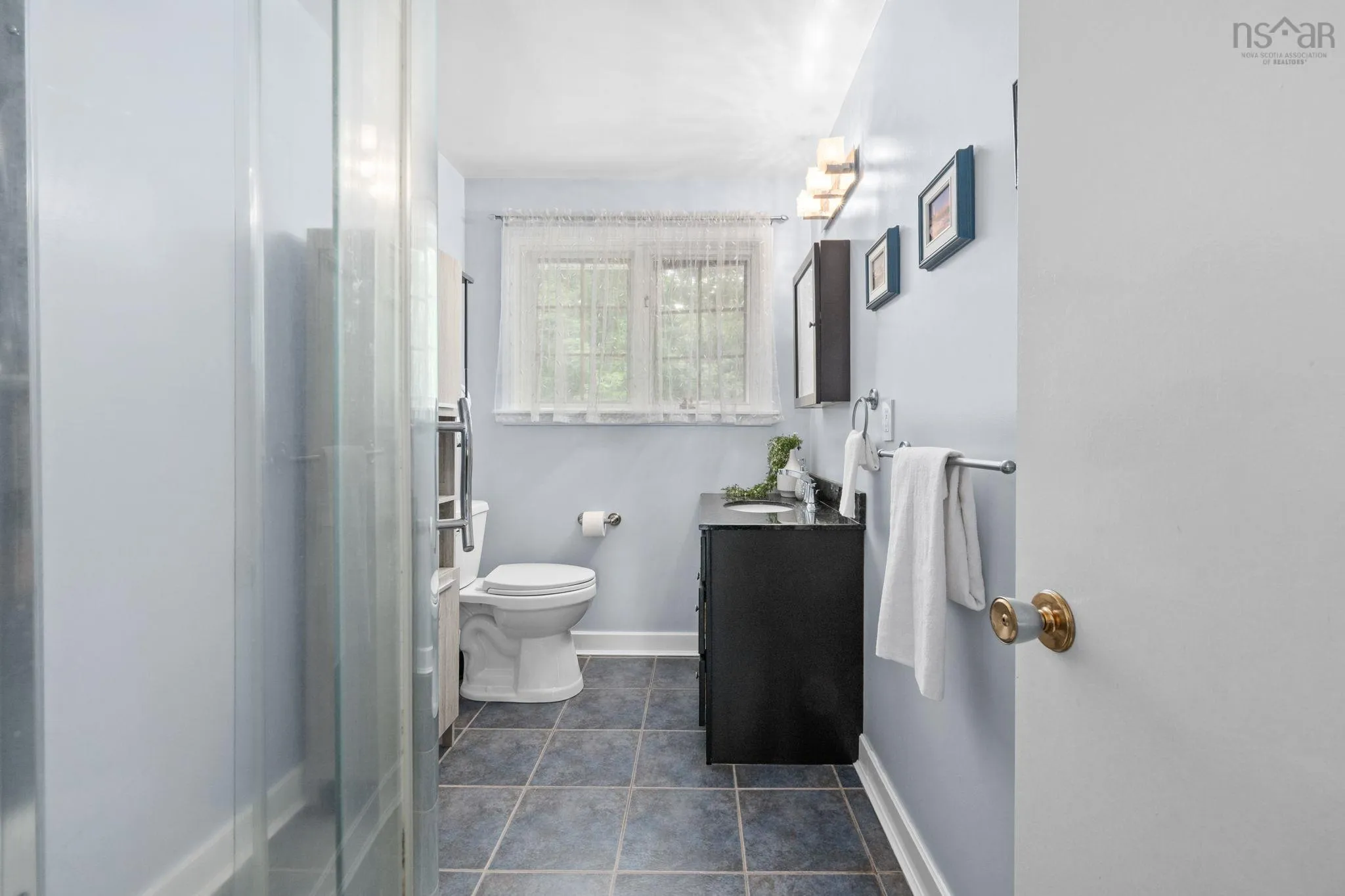 70 Carlheath Drive, Wellington, NS B2T 1J4, 5 Bedrooms Bedrooms, ,3 BathroomsBathrooms,Residential,For Sale,Carlheath,202517493