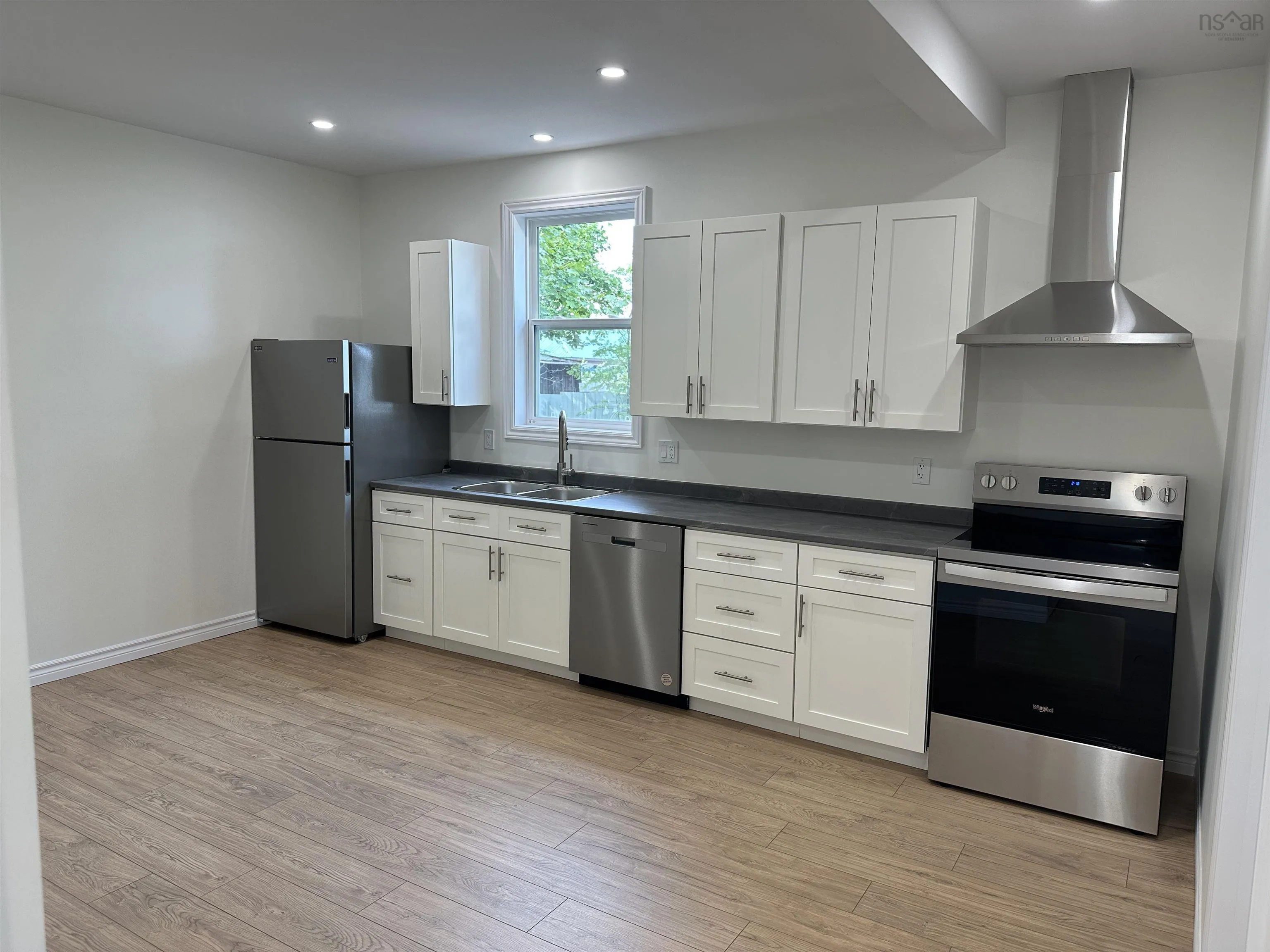 131 Brunswick Street, Truro, NS B2N 2H5, 3 Bedrooms Bedrooms, ,2 BathroomsBathrooms,Residential,For Sale,Brunswick,202522717