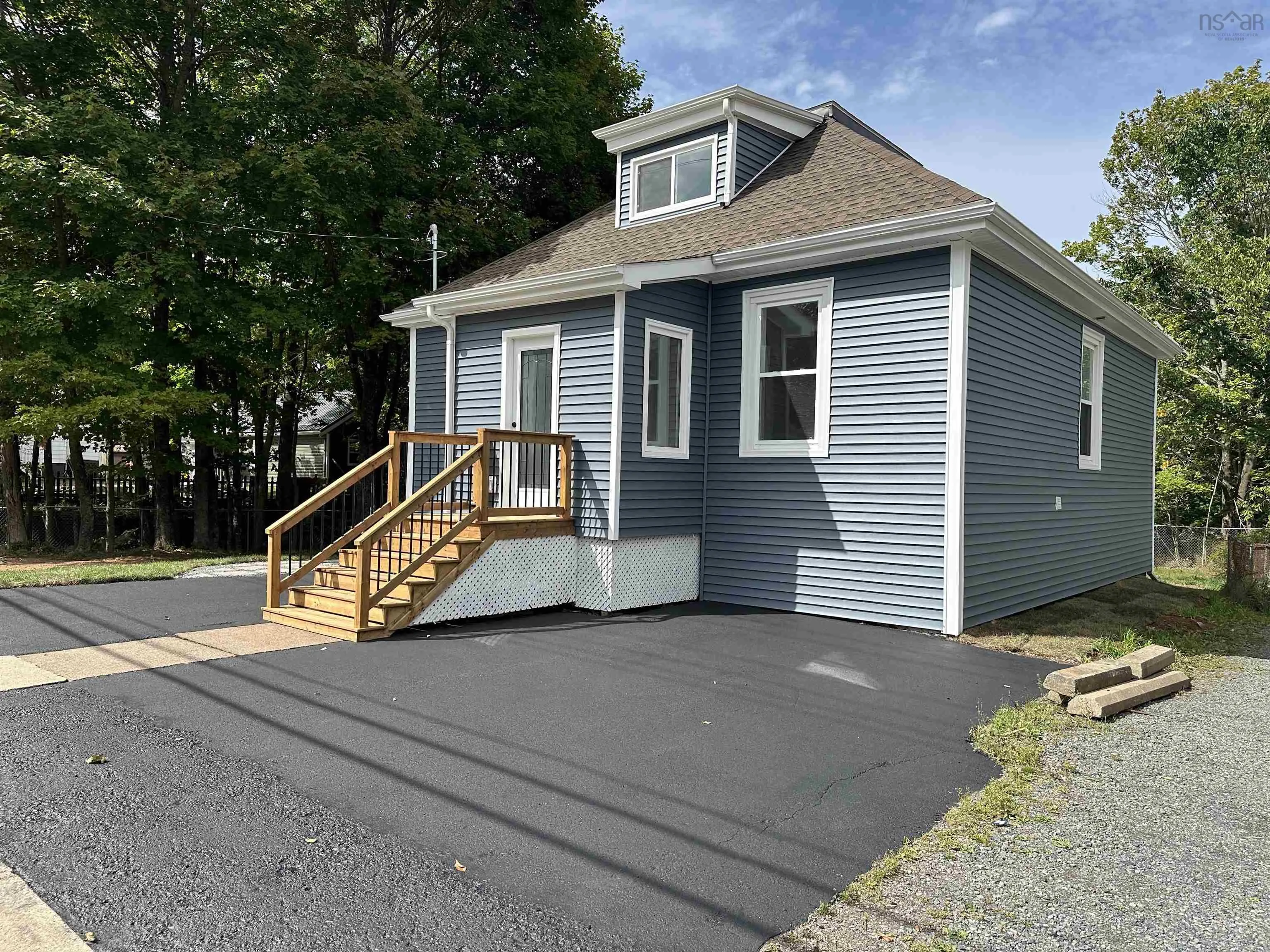 131 Brunswick Street, Truro, NS B2N 2H5, 3 Bedrooms Bedrooms, ,2 BathroomsBathrooms,Residential,For Sale,Brunswick,202522717