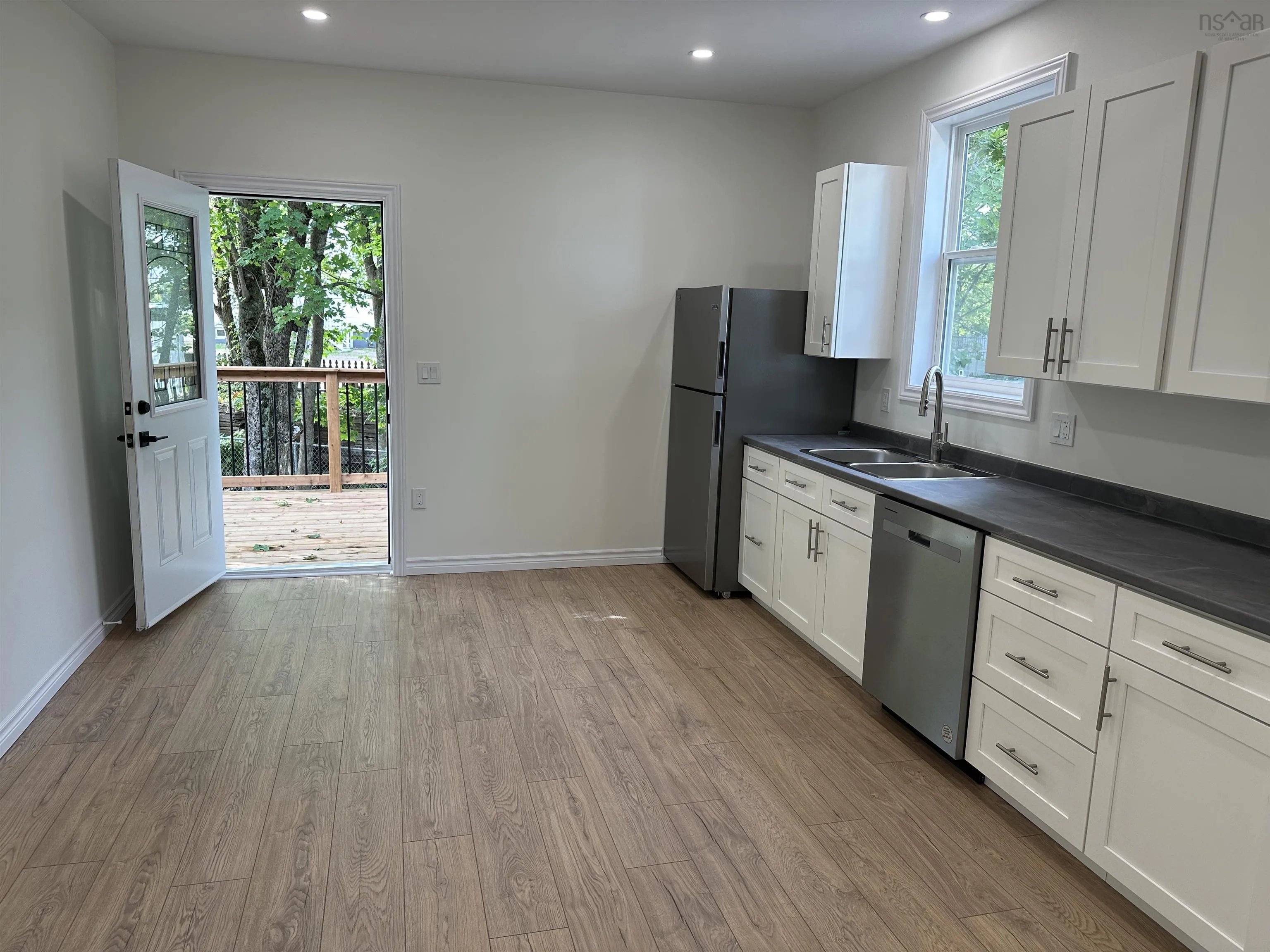 131 Brunswick Street, Truro, NS B2N 2H5, 3 Bedrooms Bedrooms, ,2 BathroomsBathrooms,Residential,For Sale,Brunswick,202522717