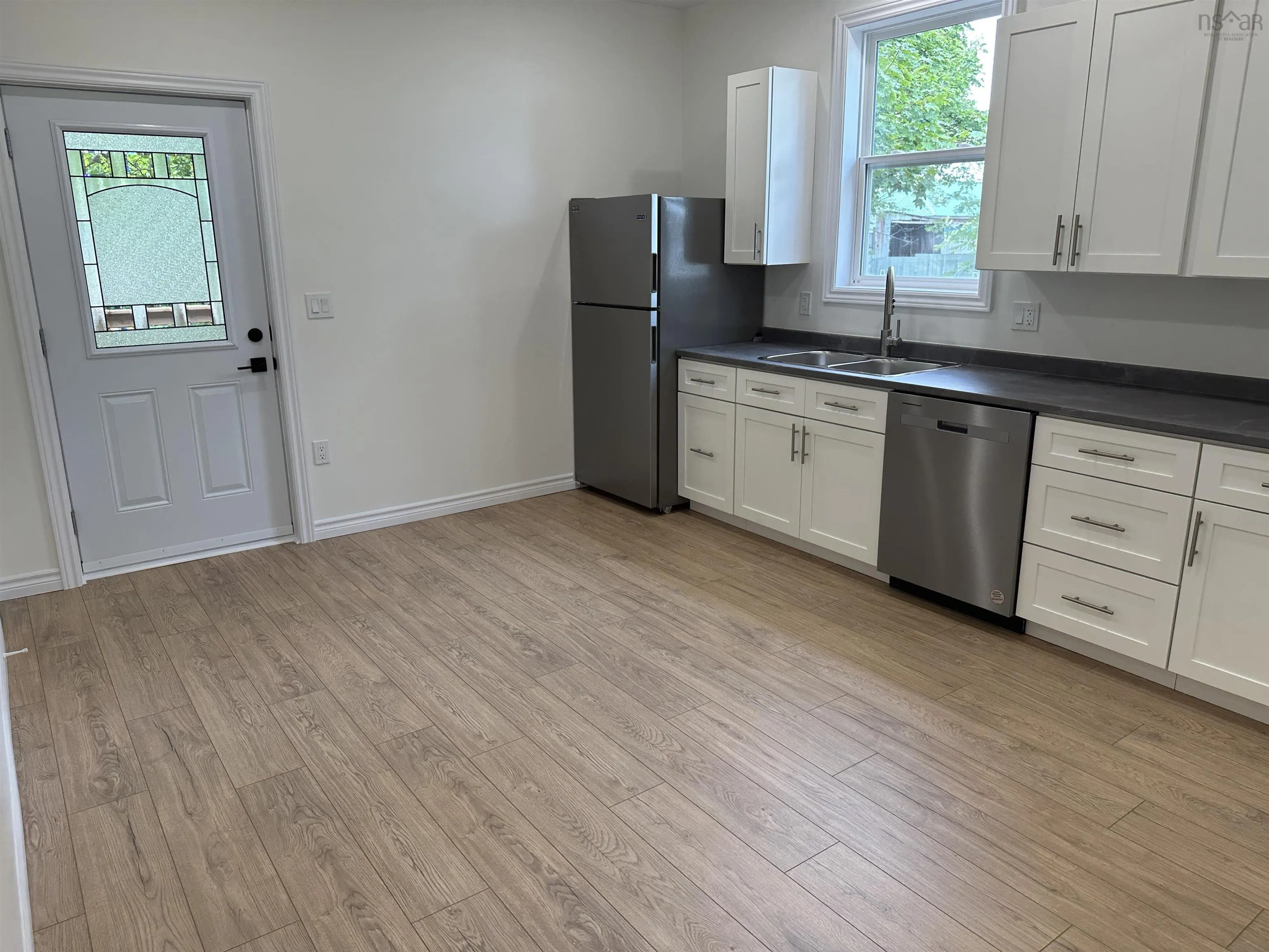 131 Brunswick Street, Truro, NS B2N 2H5, 3 Bedrooms Bedrooms, ,2 BathroomsBathrooms,Residential,For Sale,Brunswick,202522717