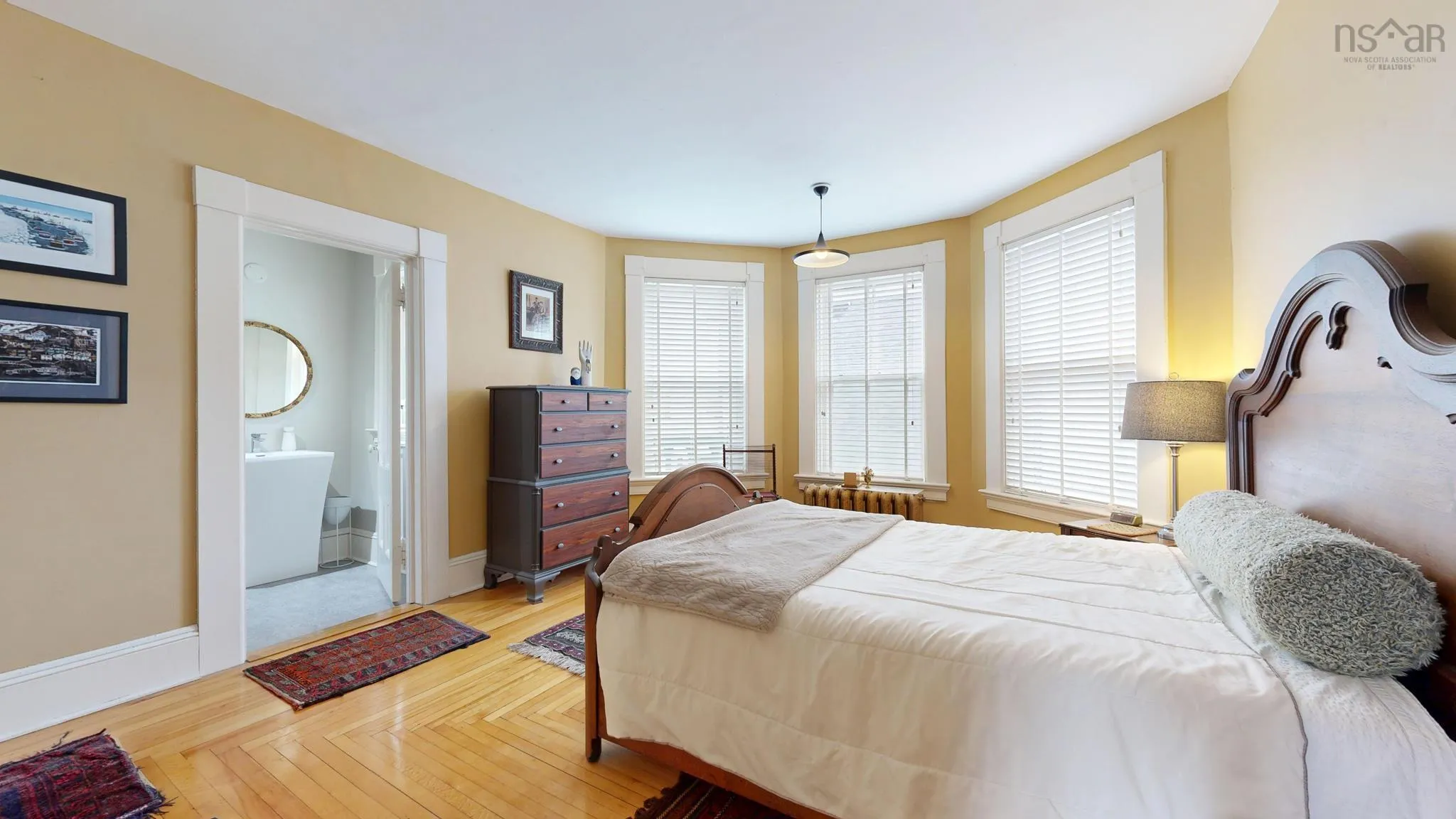 306 Lincoln Street, Lunenburg Ns B0j 2c0, 5 Bedrooms Bedrooms, ,5 BathroomsBathrooms,Residential,For Sale,Lincoln,202509768