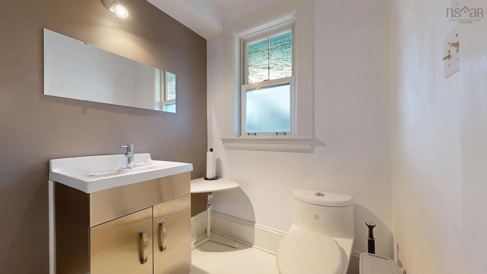 306 Lincoln Street, Lunenburg Ns B0j 2c0, 5 Bedrooms Bedrooms, ,5 BathroomsBathrooms,Residential,For Sale,Lincoln,202509768