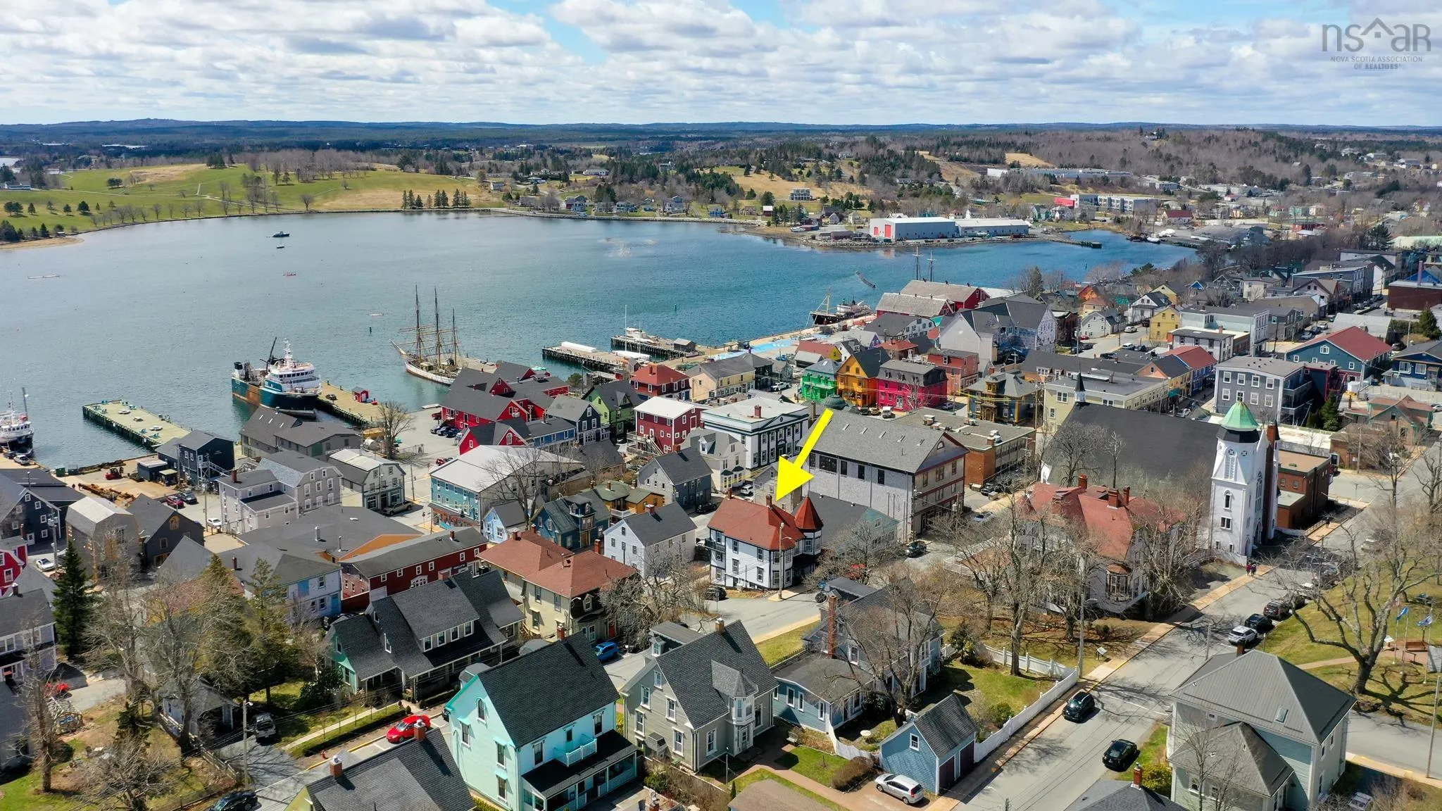 306 Lincoln Street, Lunenburg Ns B0j 2c0, 5 Bedrooms Bedrooms, ,5 BathroomsBathrooms,Residential,For Sale,Lincoln,202509768