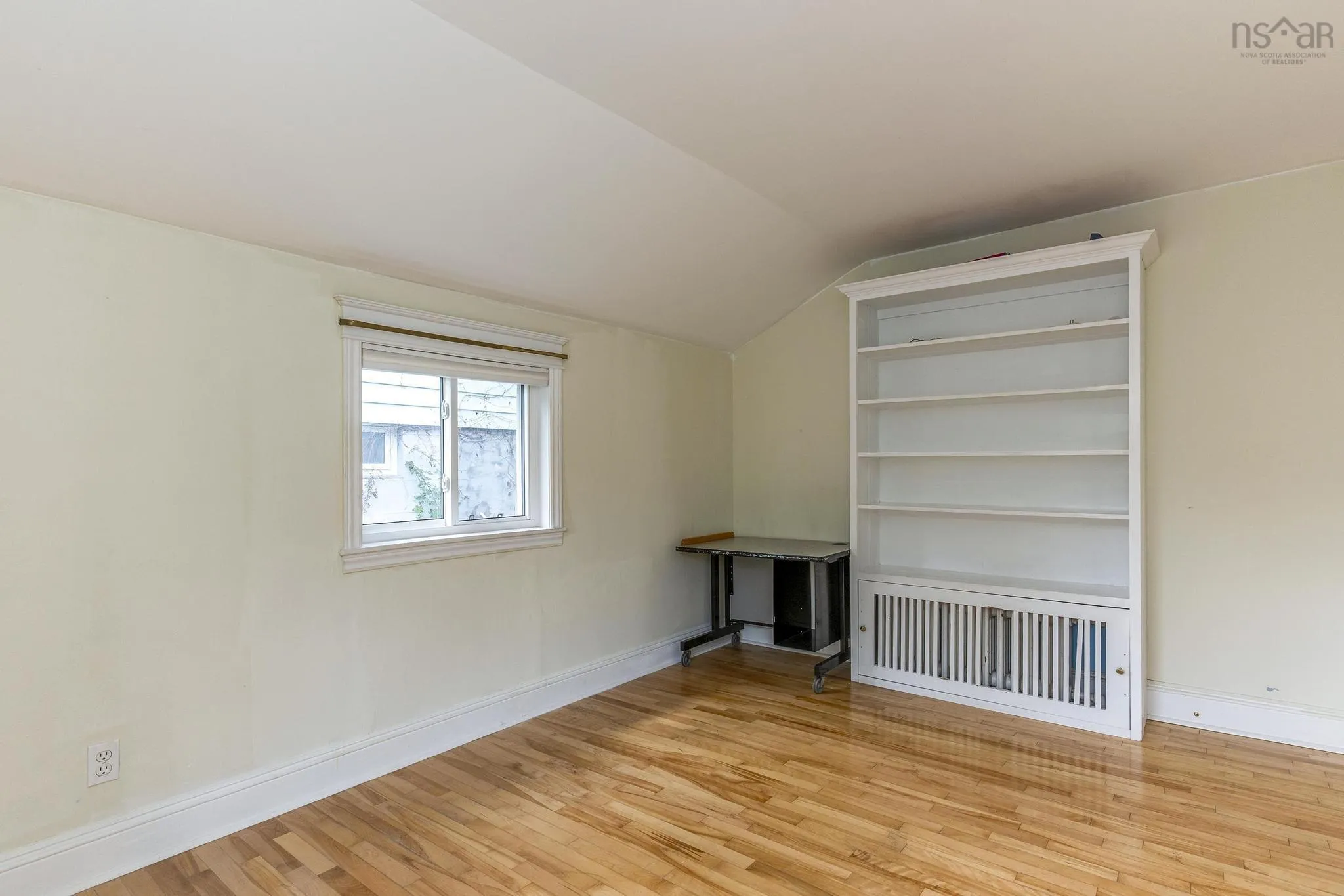 17 Melrose Avenue, Halifax, NS B3N 2E3, 3 Bedrooms Bedrooms, ,3 BathroomsBathrooms,Residential,For Sale,Melrose,202523062