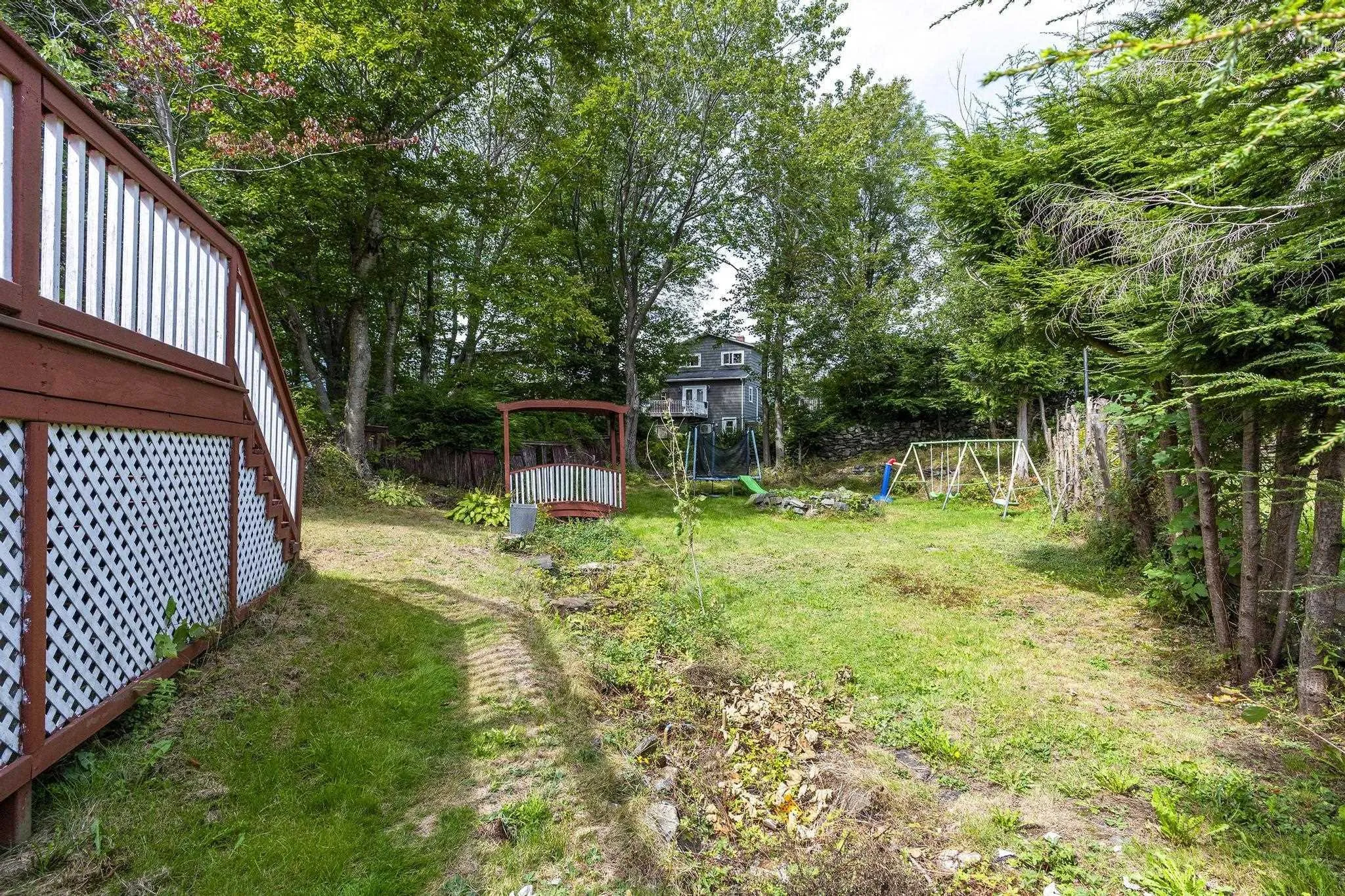 17 Melrose Avenue, Halifax, NS B3N 2E3, 3 Bedrooms Bedrooms, ,3 BathroomsBathrooms,Residential,For Sale,Melrose,202523062
