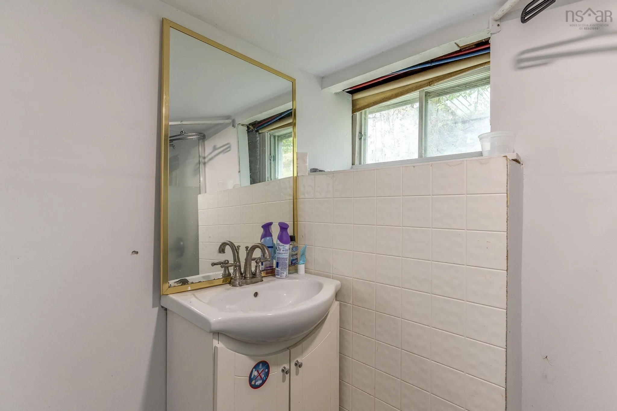 17 Melrose Avenue, Halifax, NS B3N 2E3, 3 Bedrooms Bedrooms, ,3 BathroomsBathrooms,Residential,For Sale,Melrose,202523062