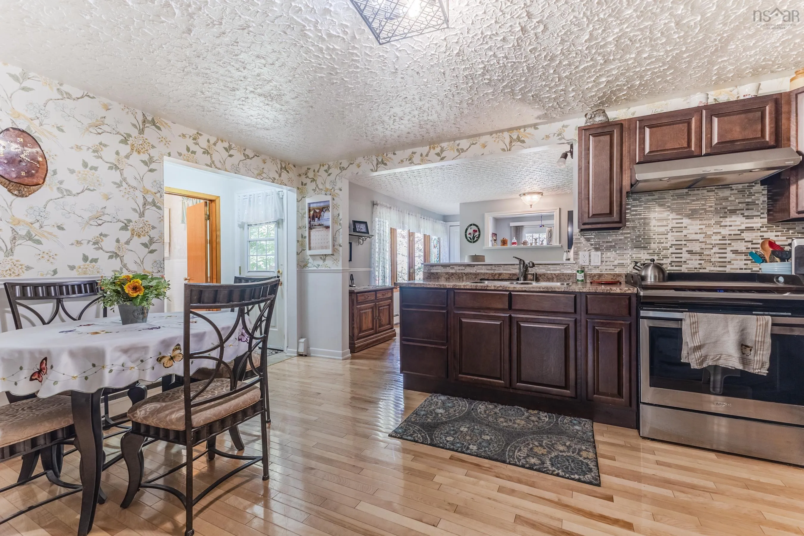 35 Grandview Dr, Truro Ns B2n 3n5, 6 Bedrooms Bedrooms, ,4 BathroomsBathrooms,Residential,For Sale,Grandview Dr,202506184