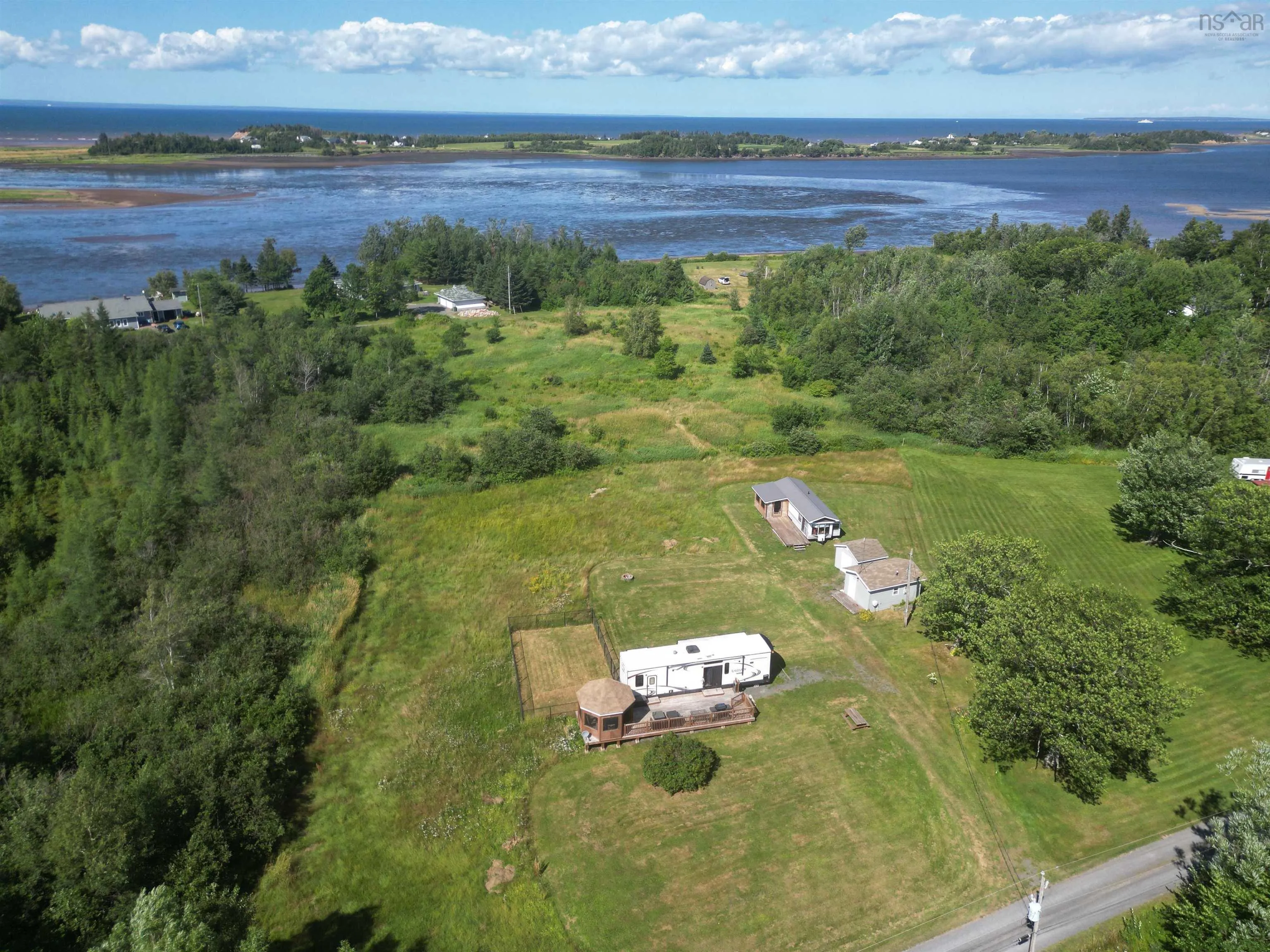 9 Arrow Head Crescent, Waterside, NS B0K 1H0, 1 Bedroom Bedrooms, ,1 BathroomBathrooms,Residential,For Sale,Arrow Head,202518819