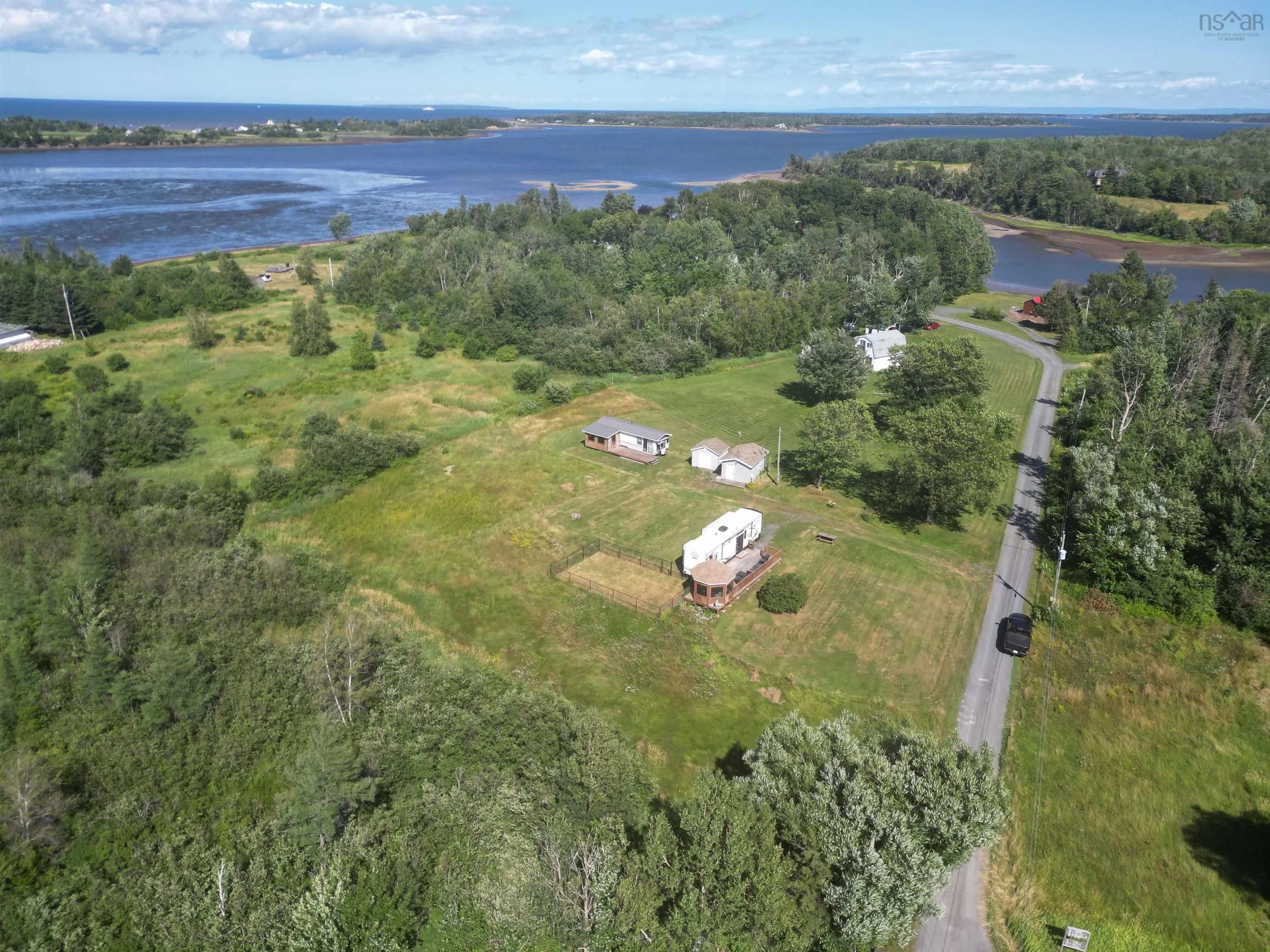 9 Arrow Head Crescent, Waterside, NS B0K 1H0, 1 Bedroom Bedrooms, ,1 BathroomBathrooms,Residential,For Sale,Arrow Head,202518819