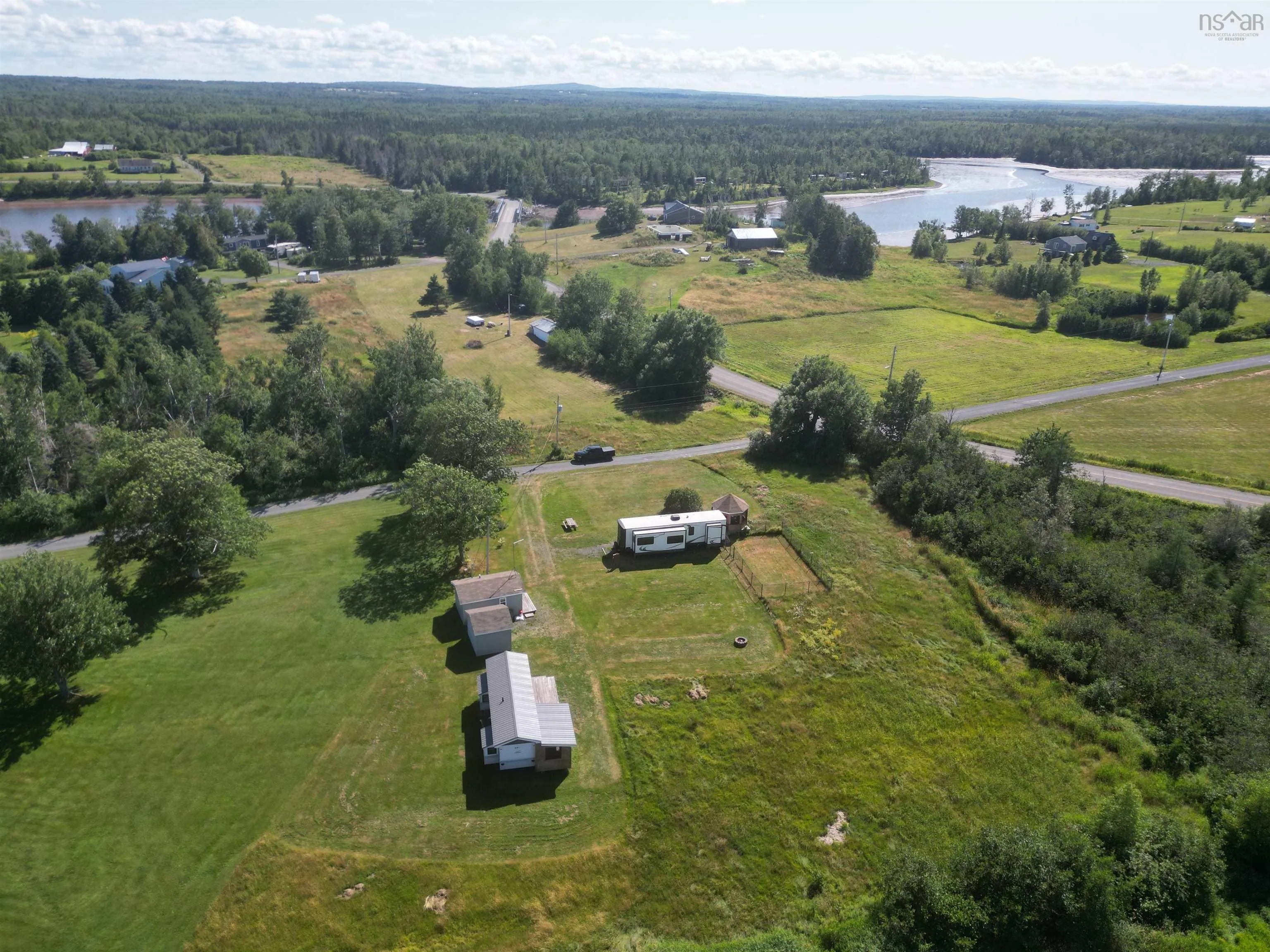 9 Arrow Head Crescent, Waterside, NS B0K 1H0, 1 Bedroom Bedrooms, ,1 BathroomBathrooms,Residential,For Sale,Arrow Head,202518819