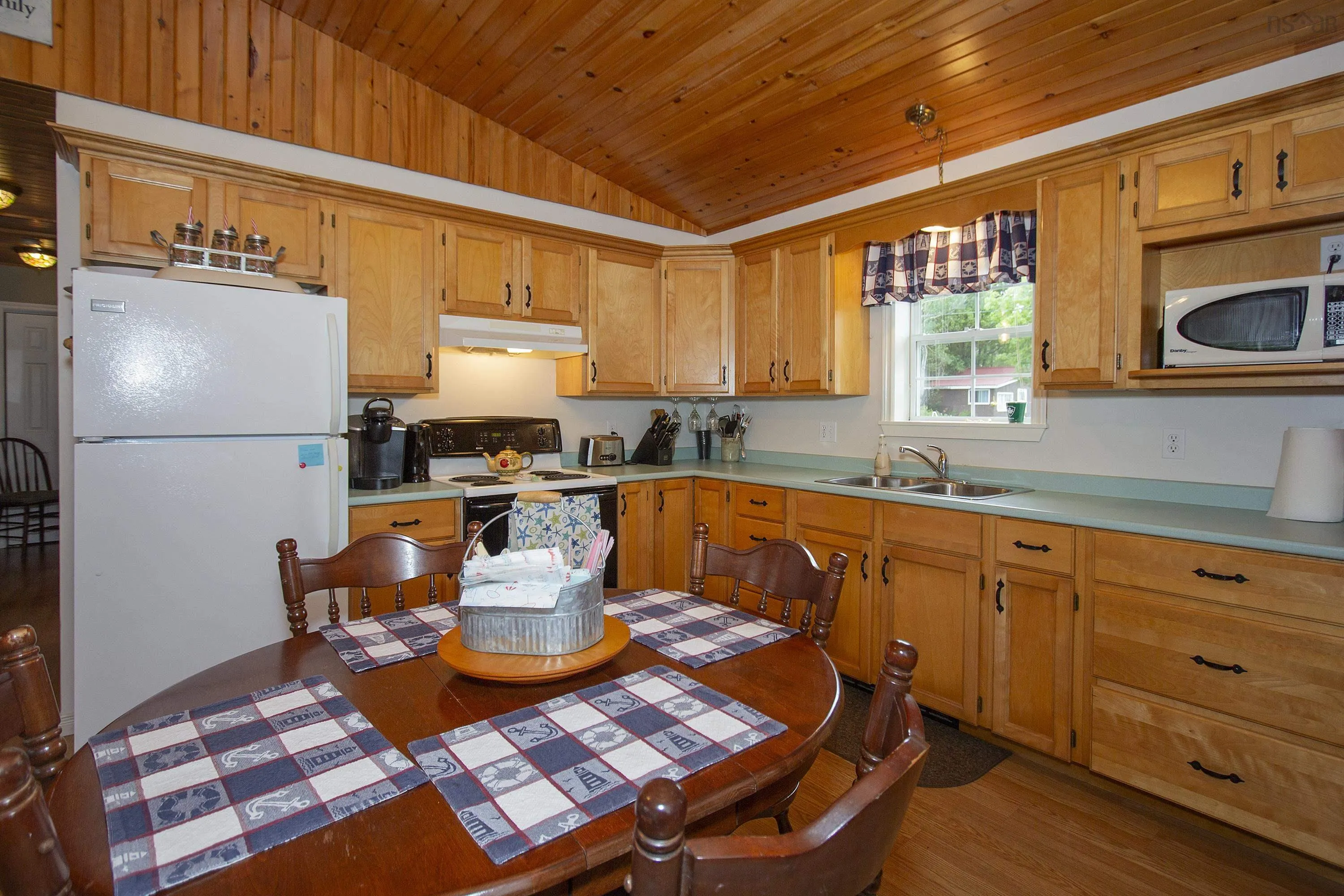 33 Marshview Road, Port Howe Ns B0k 1k0, 2 Bedrooms Bedrooms, ,1 BathroomBathrooms,Residential,For Sale,Marshview,202506456