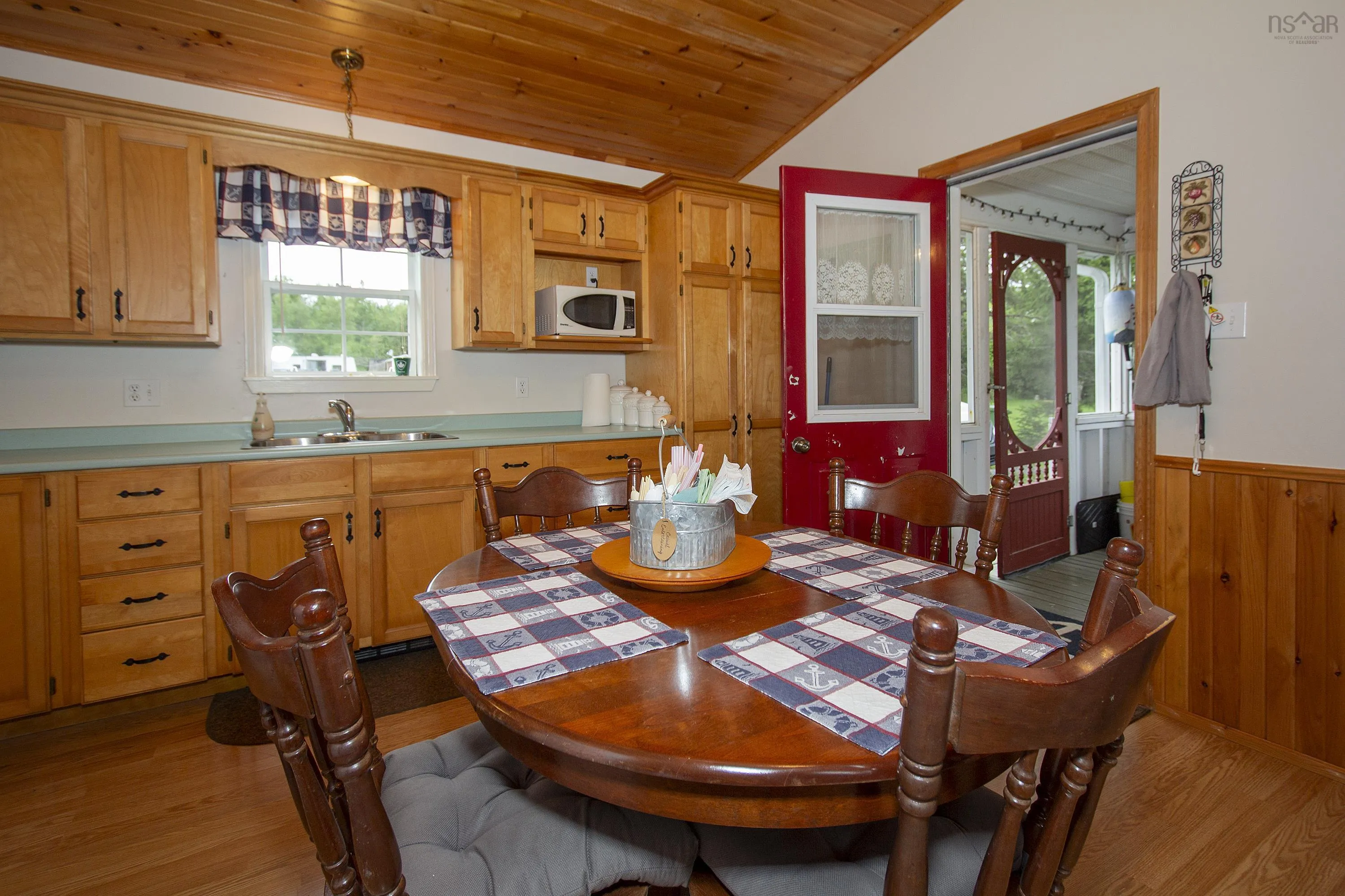 33 Marshview Road, Port Howe Ns B0k 1k0, 2 Bedrooms Bedrooms, ,1 BathroomBathrooms,Residential,For Sale,Marshview,202506456