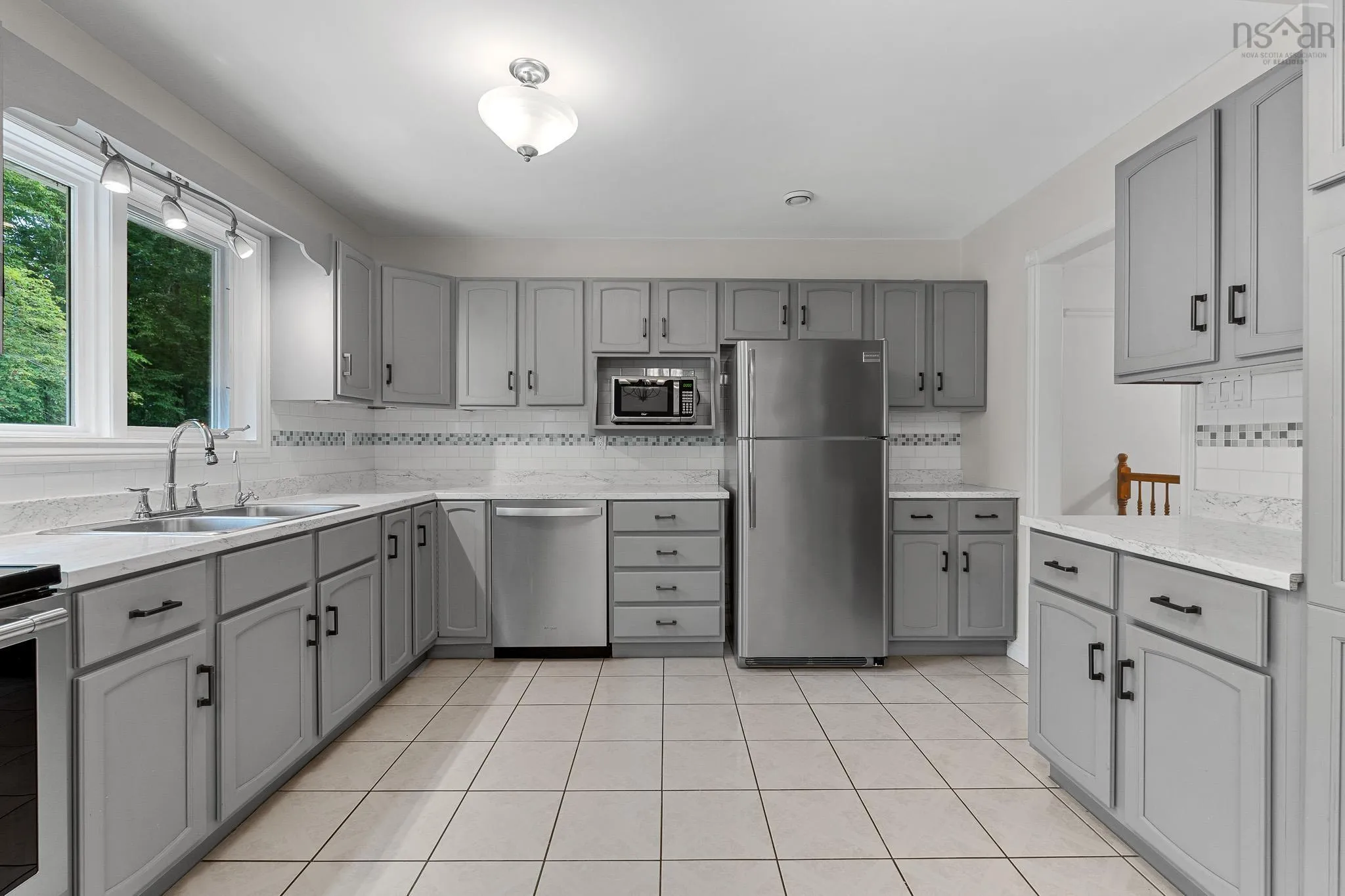 239 Howe Avenue, Fall River, NS B2T 1H7, 4 Bedrooms Bedrooms, ,3 BathroomsBathrooms,Residential,For Sale,Howe,202516405