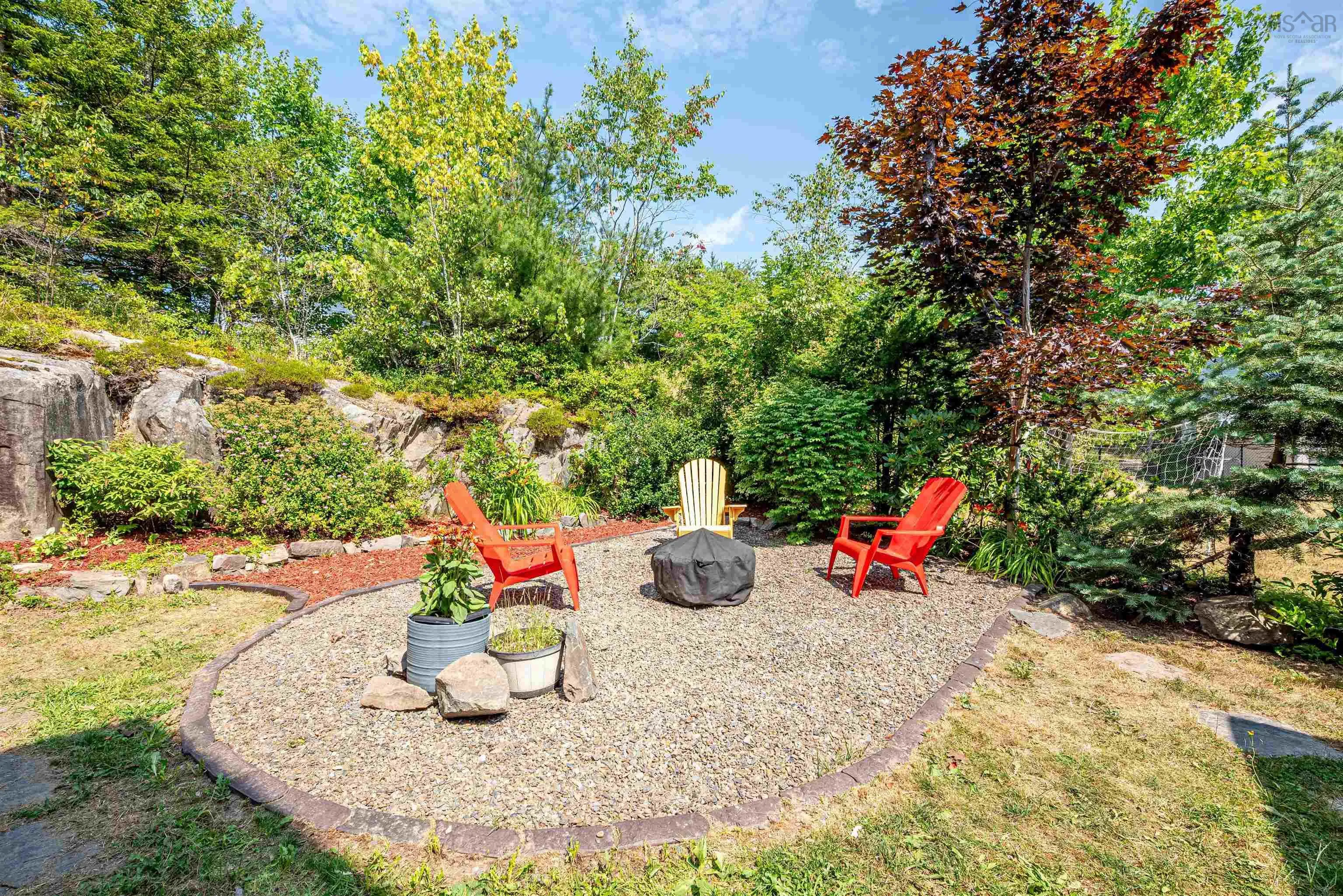 21 Lively Court, Bedford, NS B4A 3J6, 3 Bedrooms Bedrooms, ,3 BathroomsBathrooms,Residential,For Sale,Lively,202520573