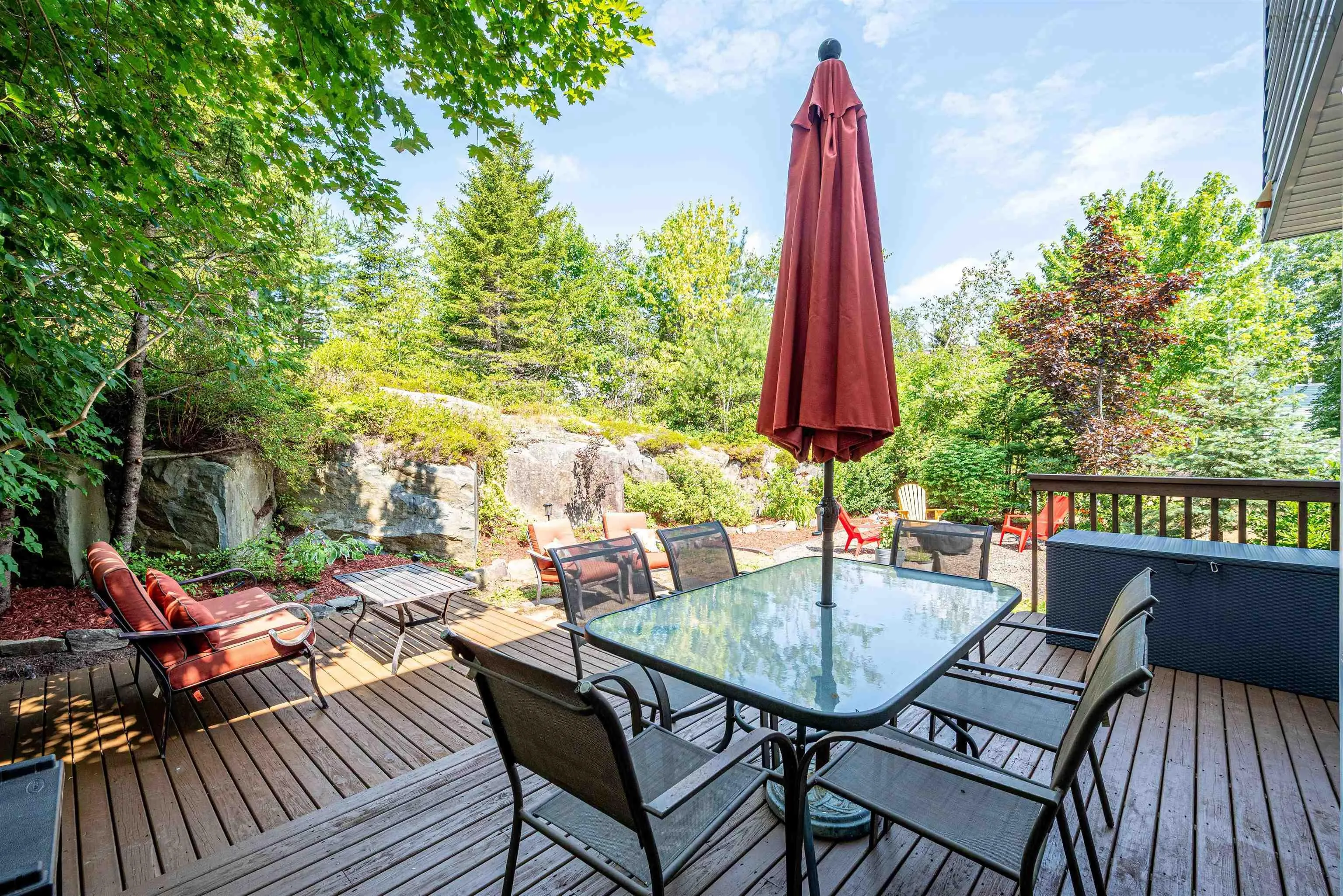 21 Lively Court, Bedford, NS B4A 3J6, 3 Bedrooms Bedrooms, ,3 BathroomsBathrooms,Residential,For Sale,Lively,202520573