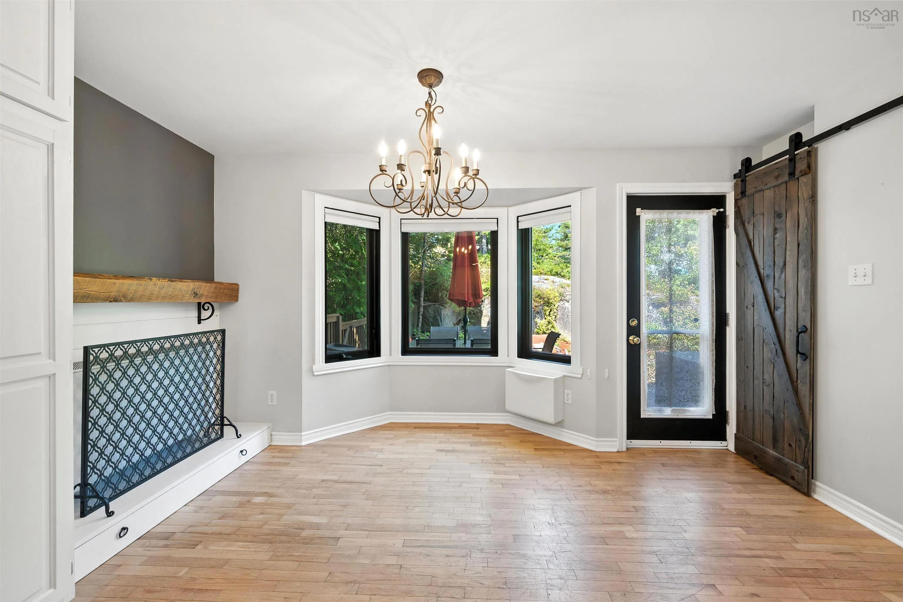 21 Lively Court, Bedford, NS B4A 3J6, 3 Bedrooms Bedrooms, ,3 BathroomsBathrooms,Residential,For Sale,Lively,202520573