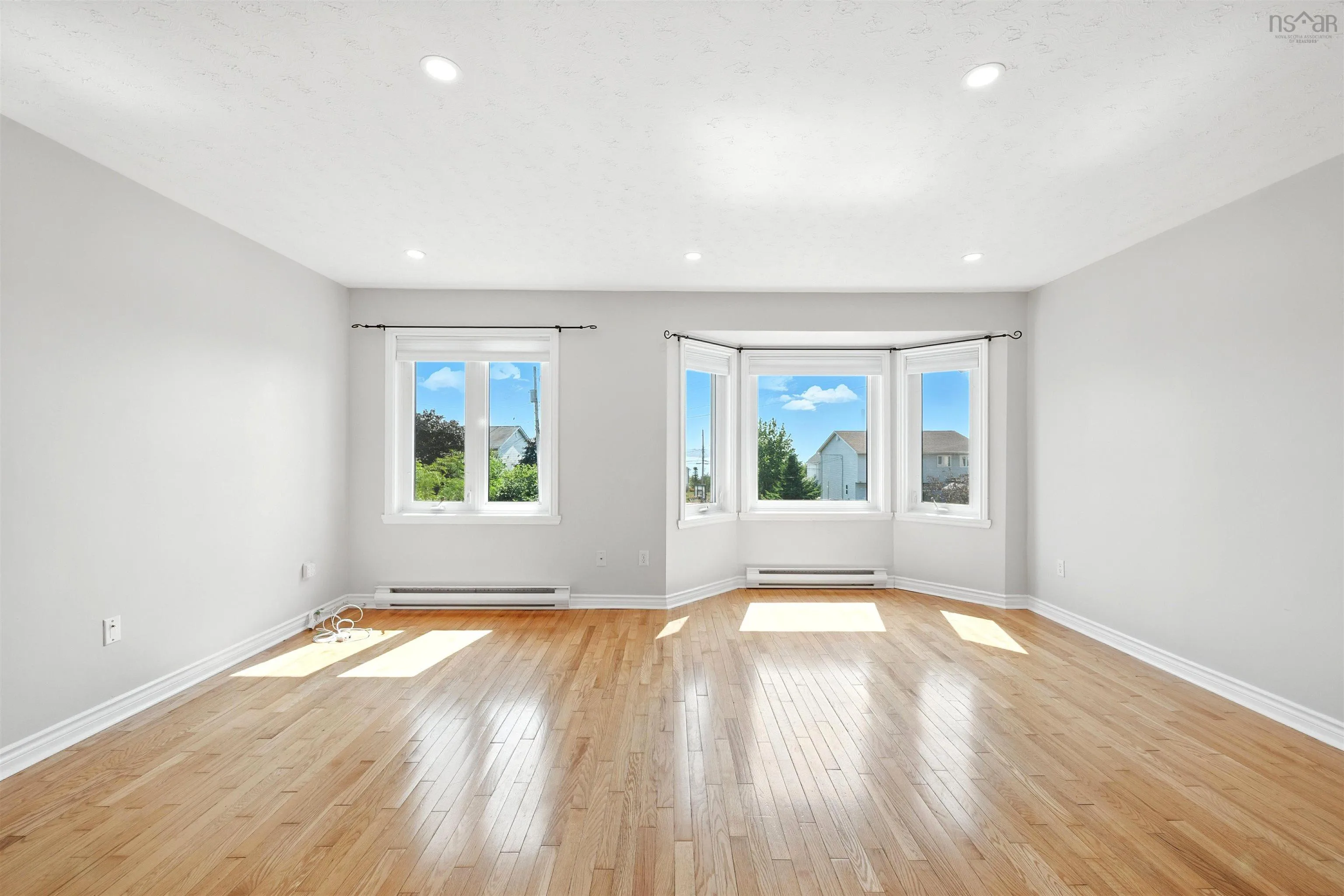 21 Lively Court, Bedford, NS B4A 3J6, 3 Bedrooms Bedrooms, ,3 BathroomsBathrooms,Residential,For Sale,Lively,202520573