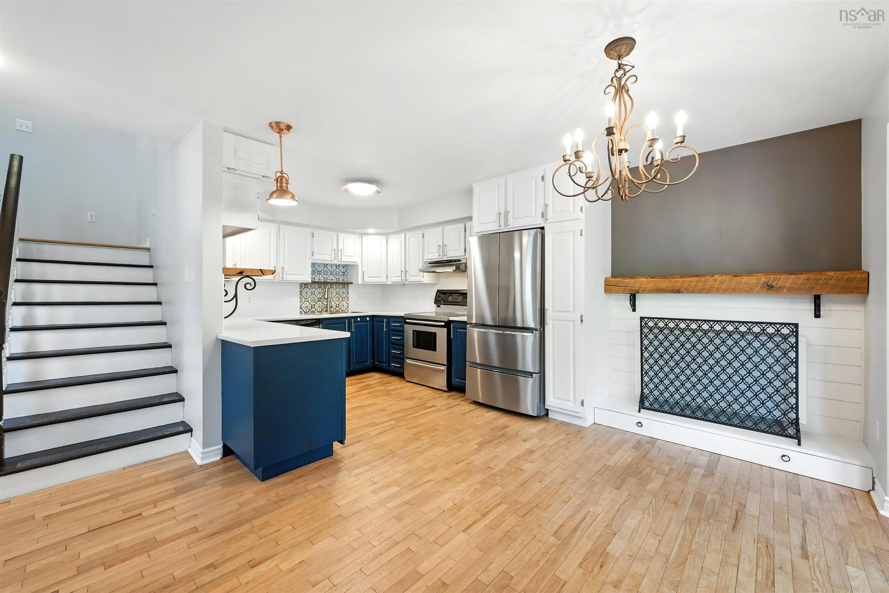 21 Lively Court, Bedford, NS B4A 3J6, 3 Bedrooms Bedrooms, ,3 BathroomsBathrooms,Residential,For Sale,Lively,202520573