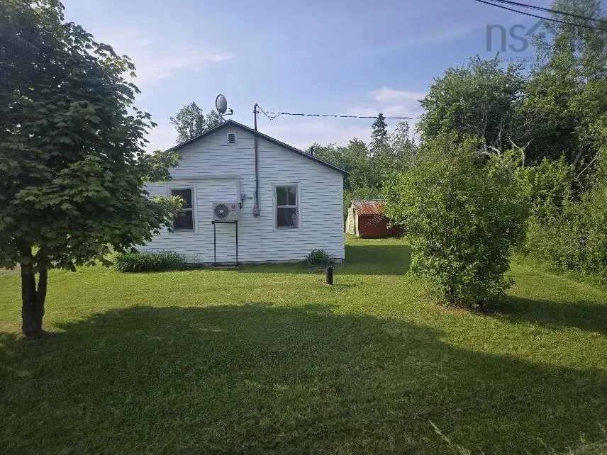692 Brook Road, Welsford Ns B0k 1n0, 2 Bedrooms Bedrooms, ,1 BathroomBathrooms,Residential,For Sale,Brook,202503718
