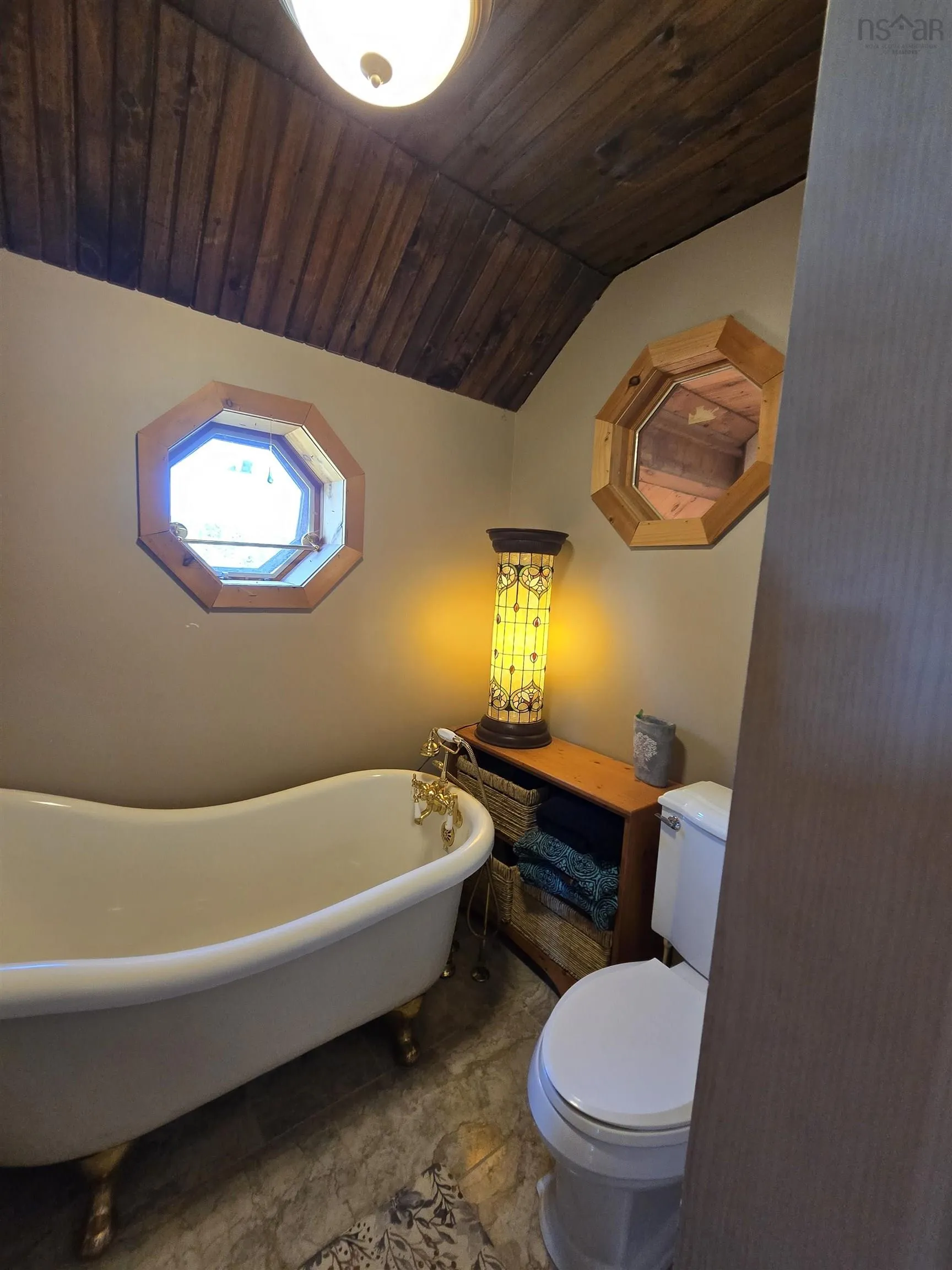 582 Highway 331, Mill Village, NS B0J 2H0, 4 Bedrooms Bedrooms, ,3 BathroomsBathrooms,Residential,For Sale,Highway 331,202521627