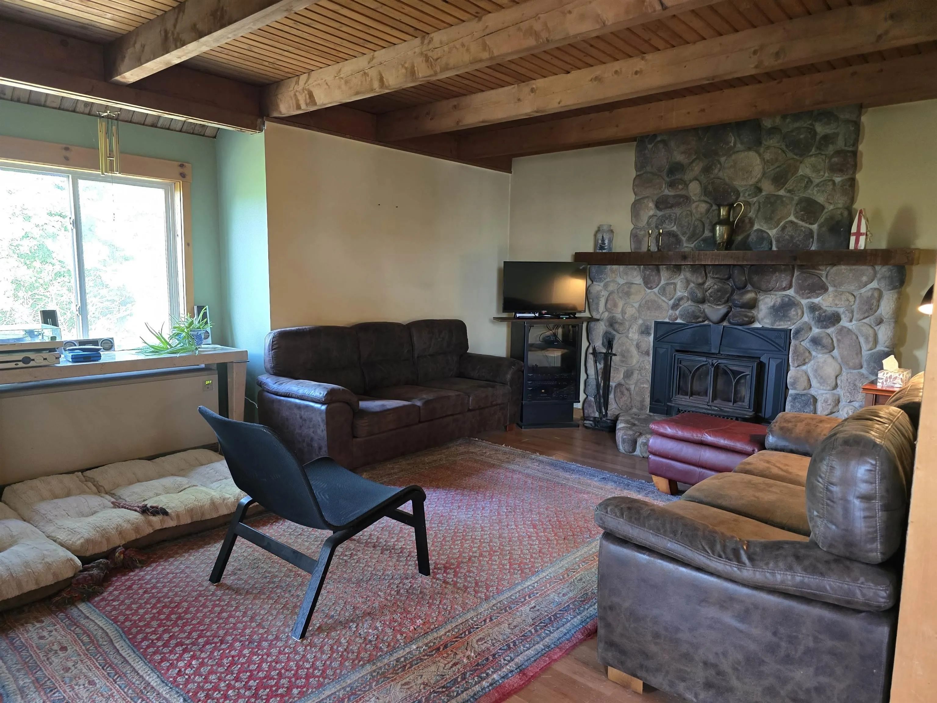 582 Highway 331, Mill Village, NS B0J 2H0, 4 Bedrooms Bedrooms, ,3 BathroomsBathrooms,Residential,For Sale,Highway 331,202521627